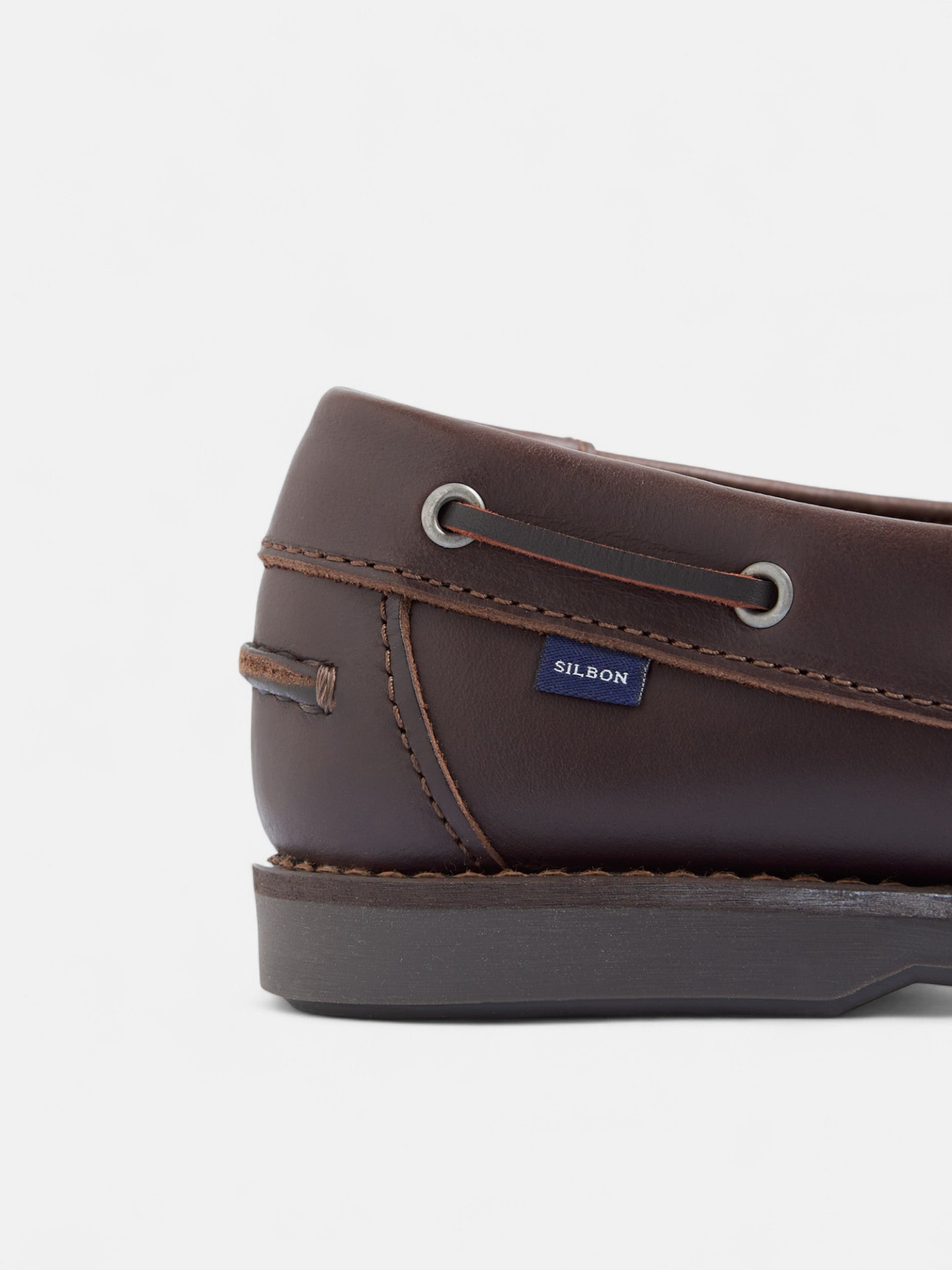 Zapato nautico piel fino marron oscuro