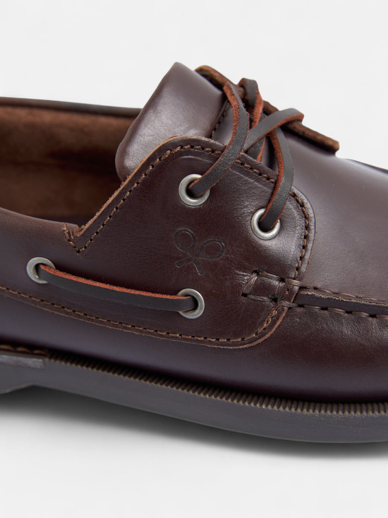 Dark brown fine leather boat shoe