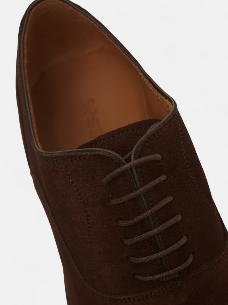 Zapato clasico ante cordones marron