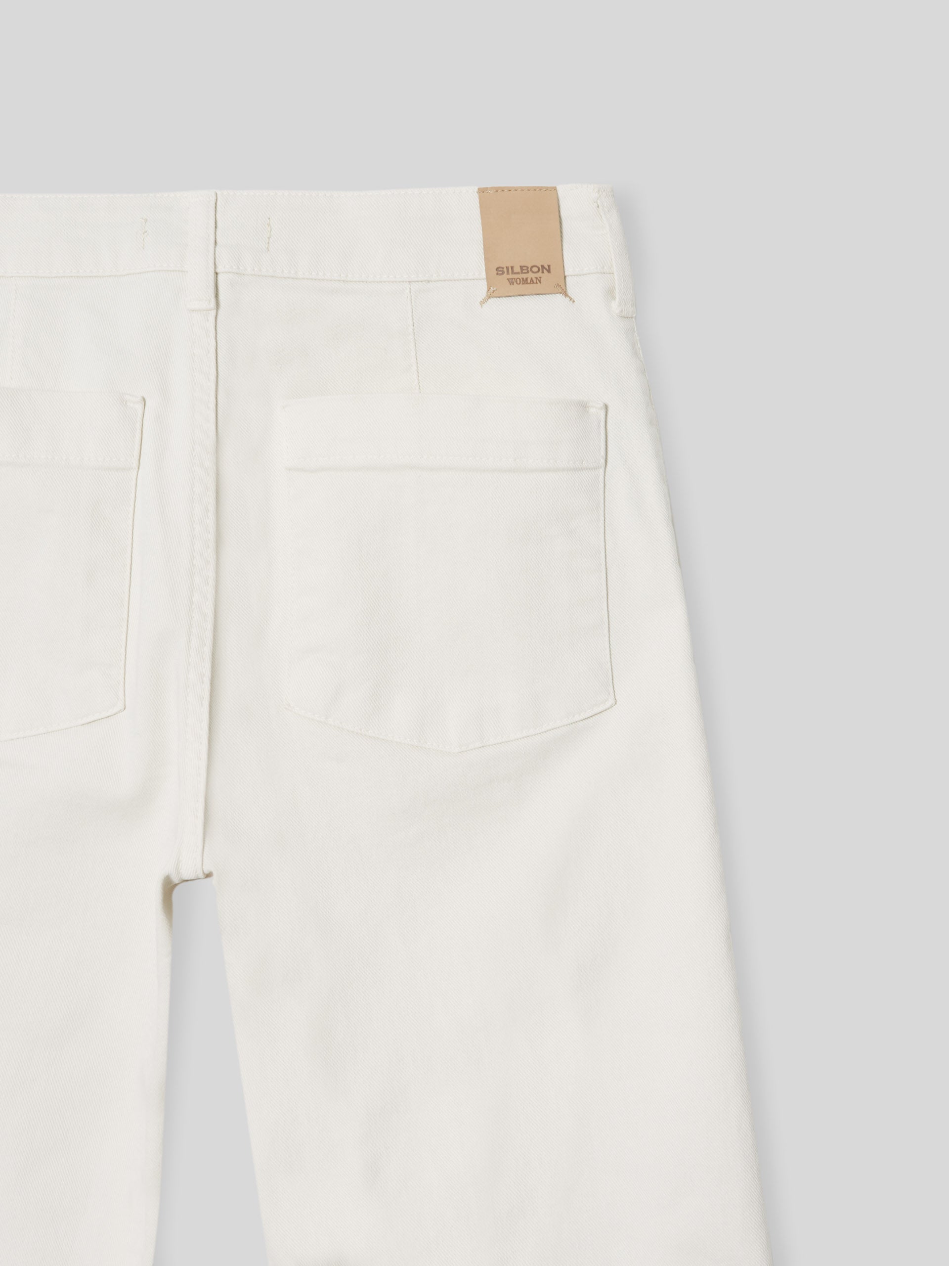 Pantalon femme culotte poches écru