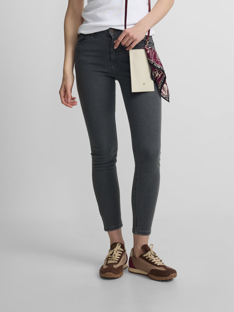 Calças slim fit cinzentas para mulher