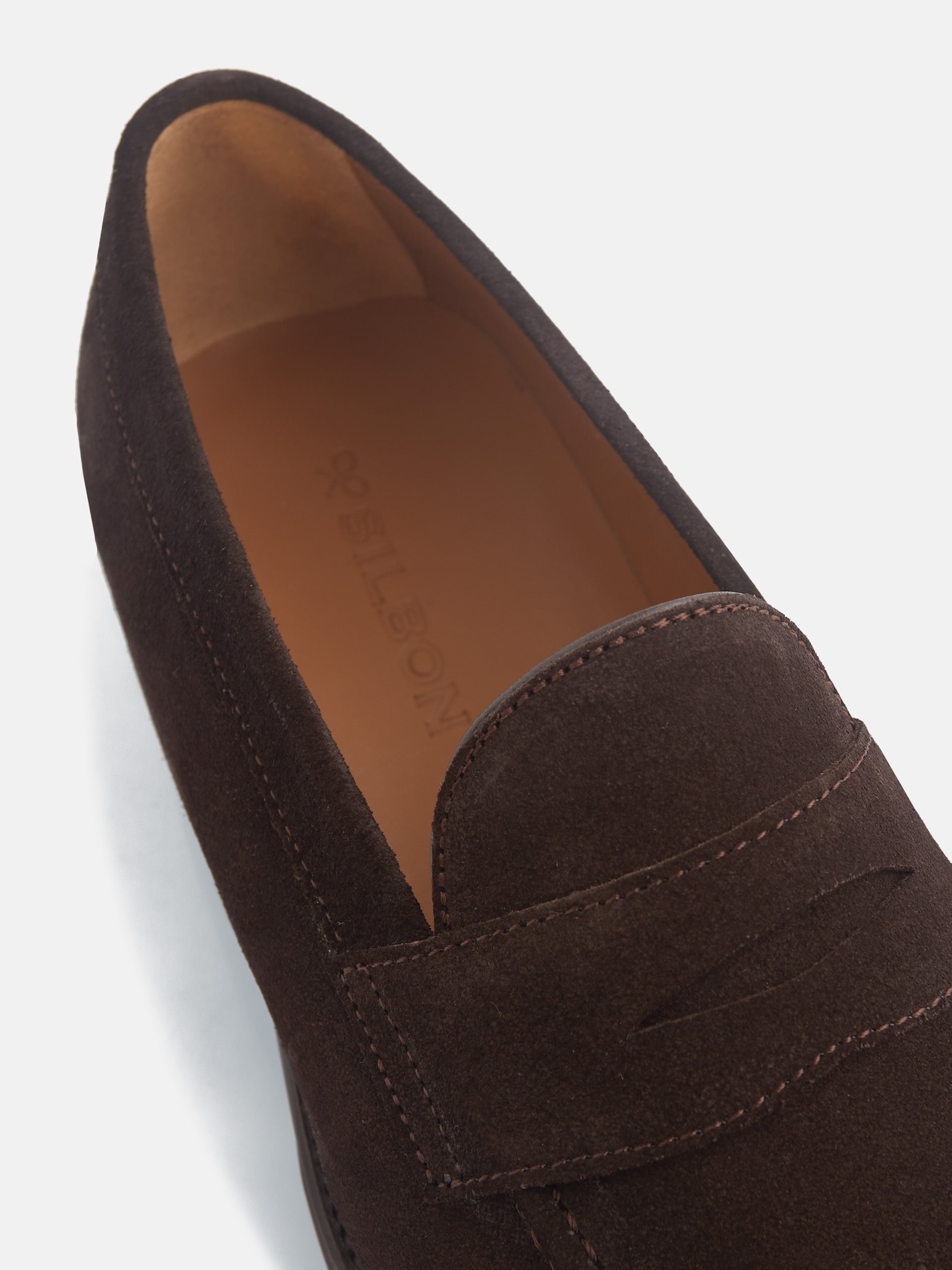 Sapato penny camurça castanho
