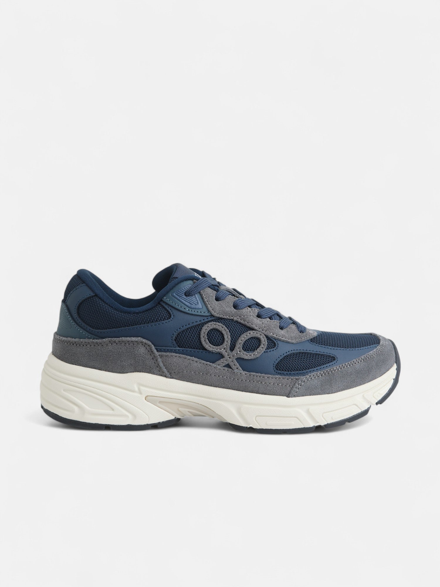 Zapatilla running tono azul