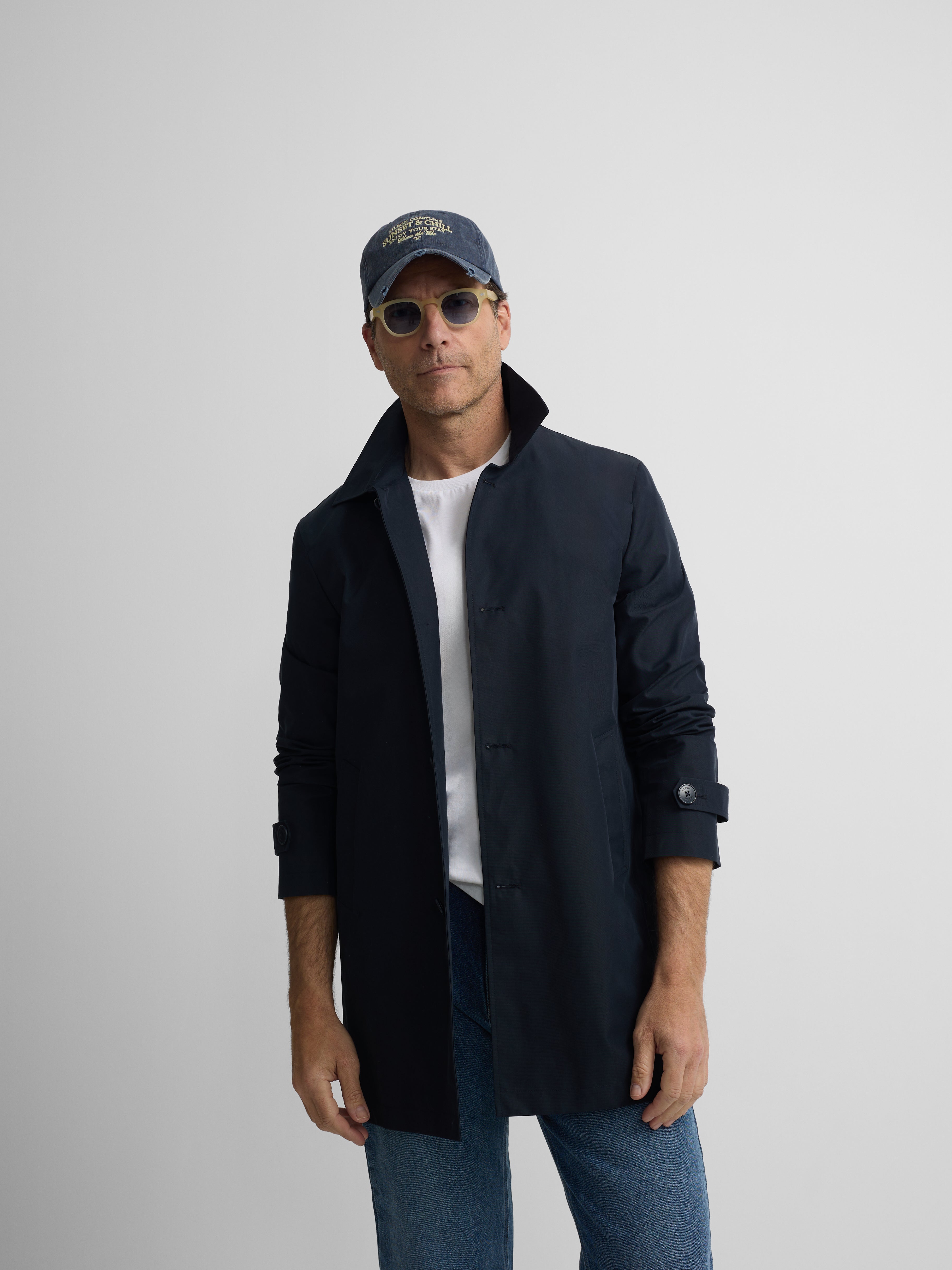 Short navy trench coat