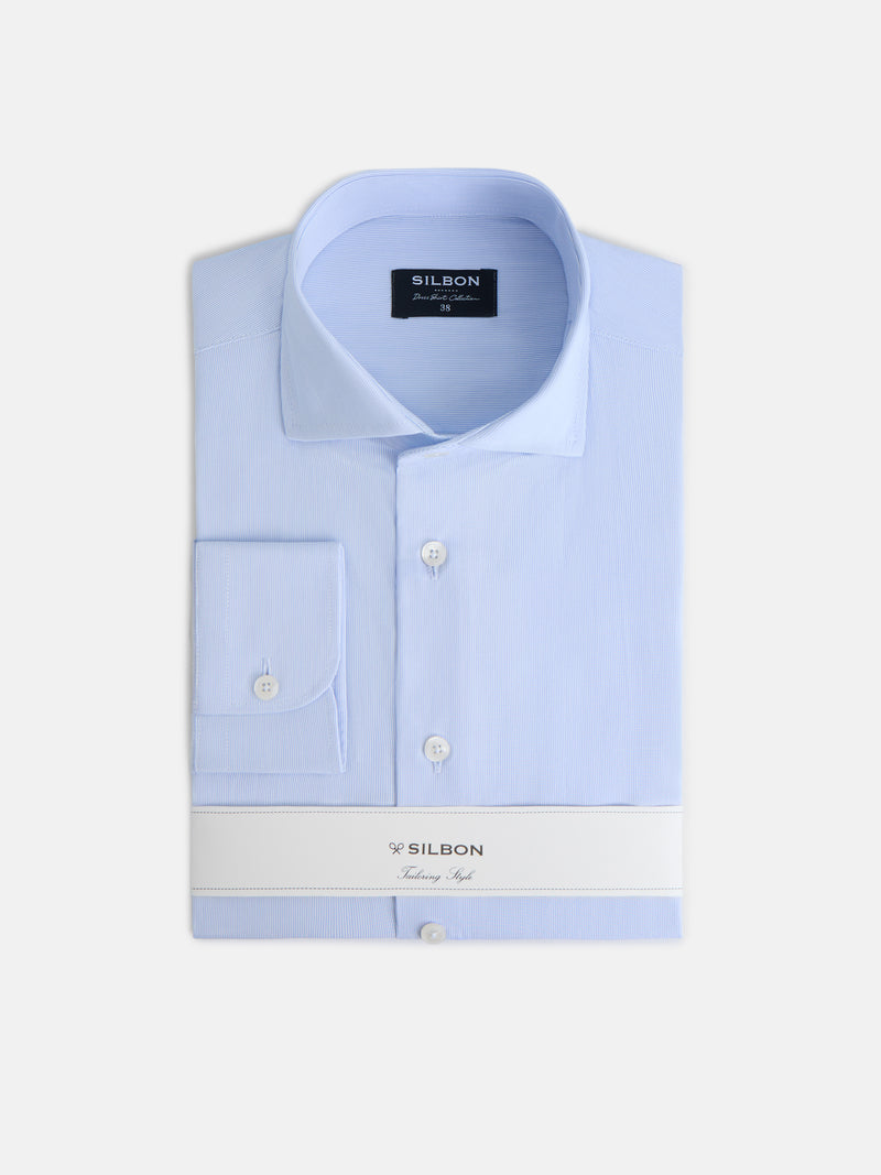 Camisa de vestir riscas finas punho simples azul-claro
