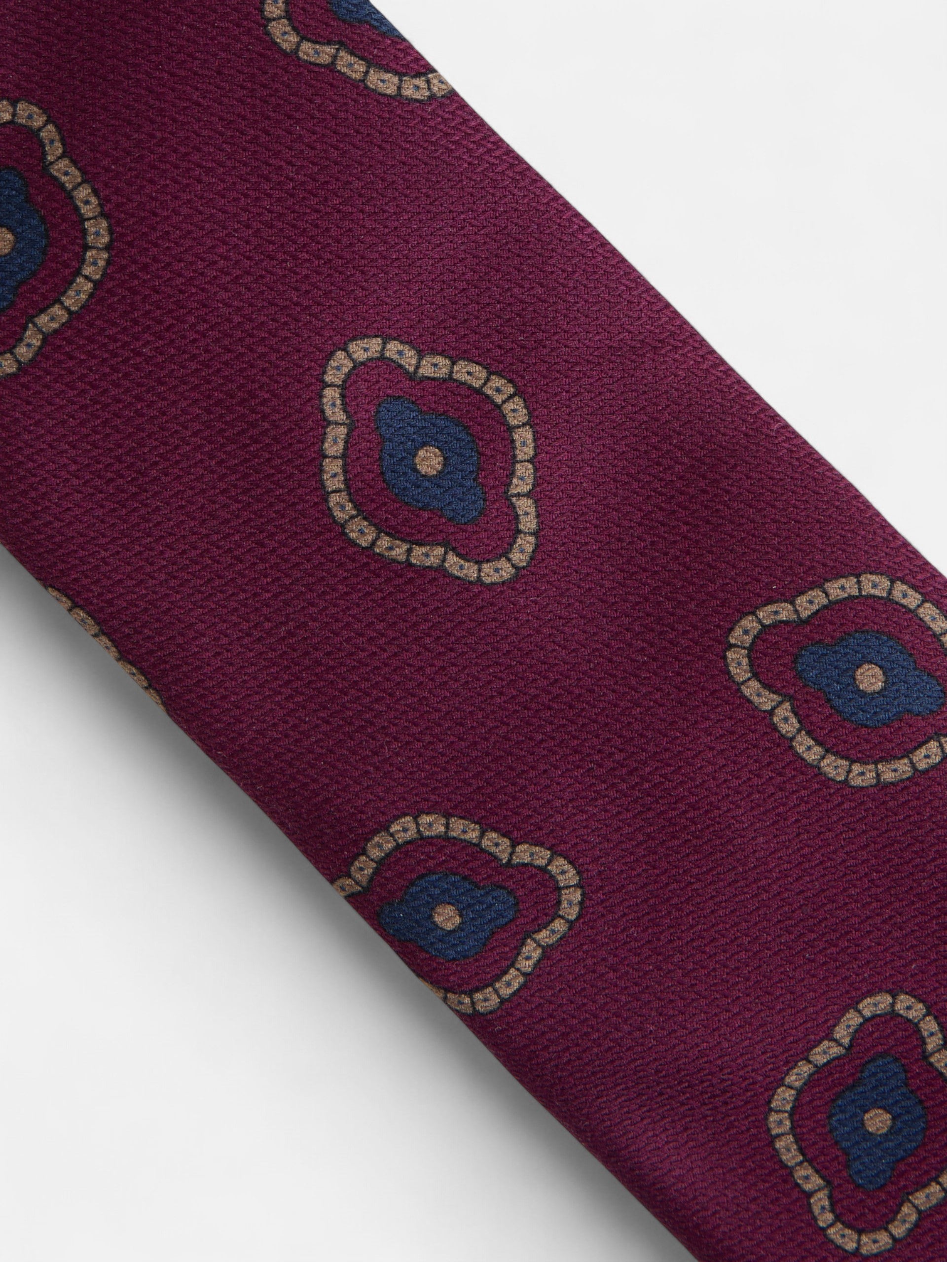 Corbata motivo irregular geometrico burdeos