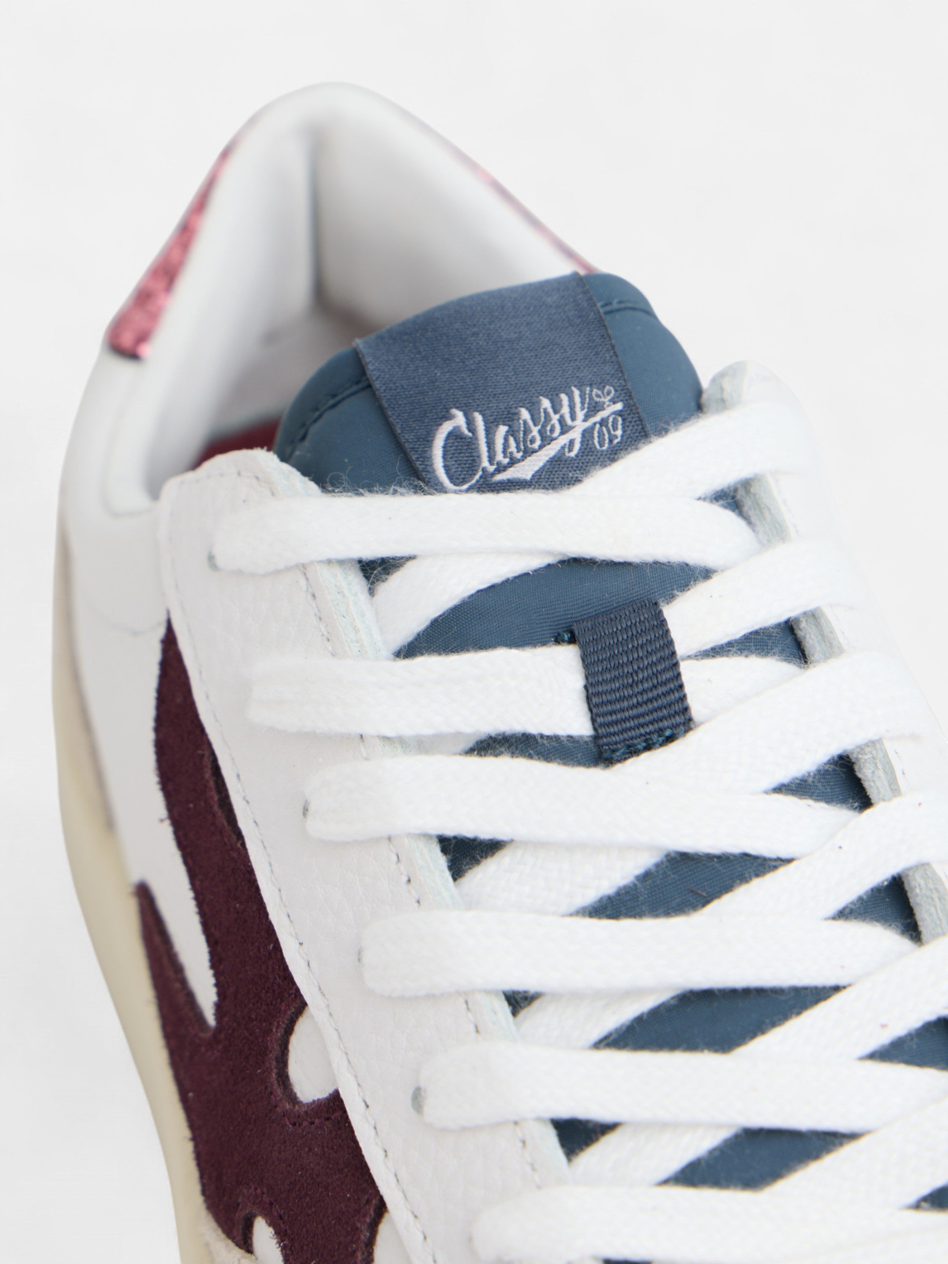 Baskets CLASSY09 bordeaux
