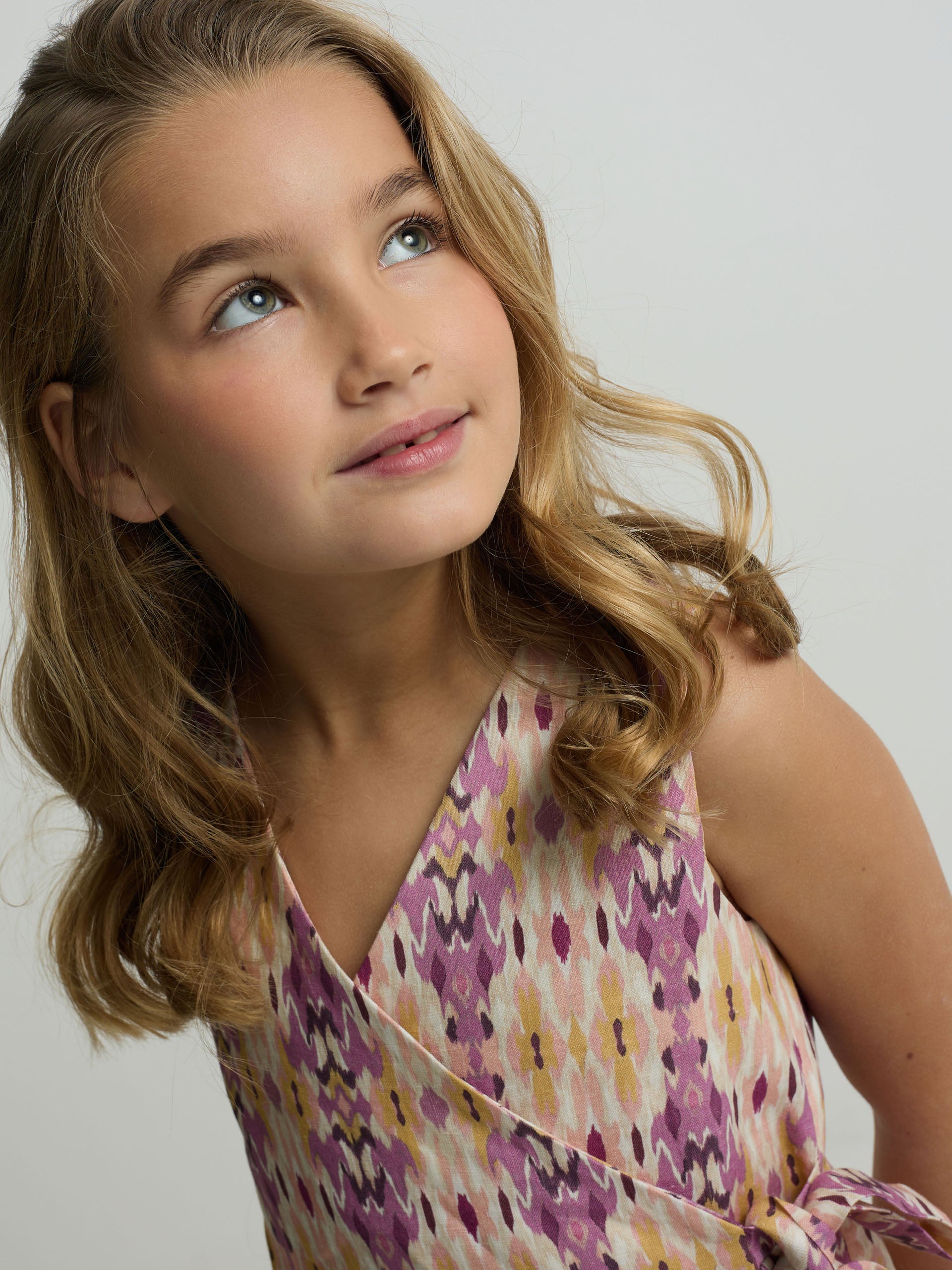 Gilet fille en lin imprimé ikat roses