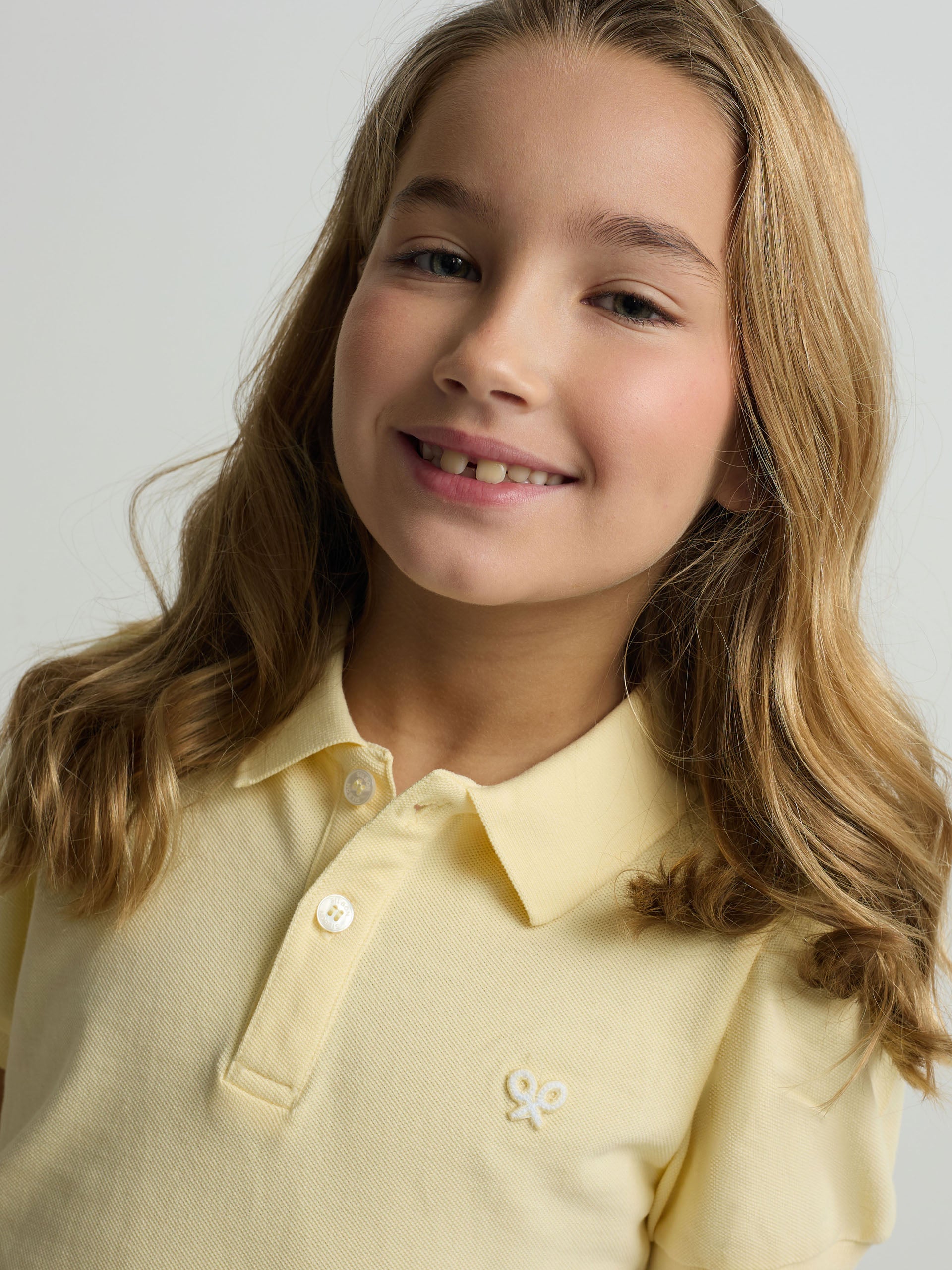 Puff sleeve yellow girl polo