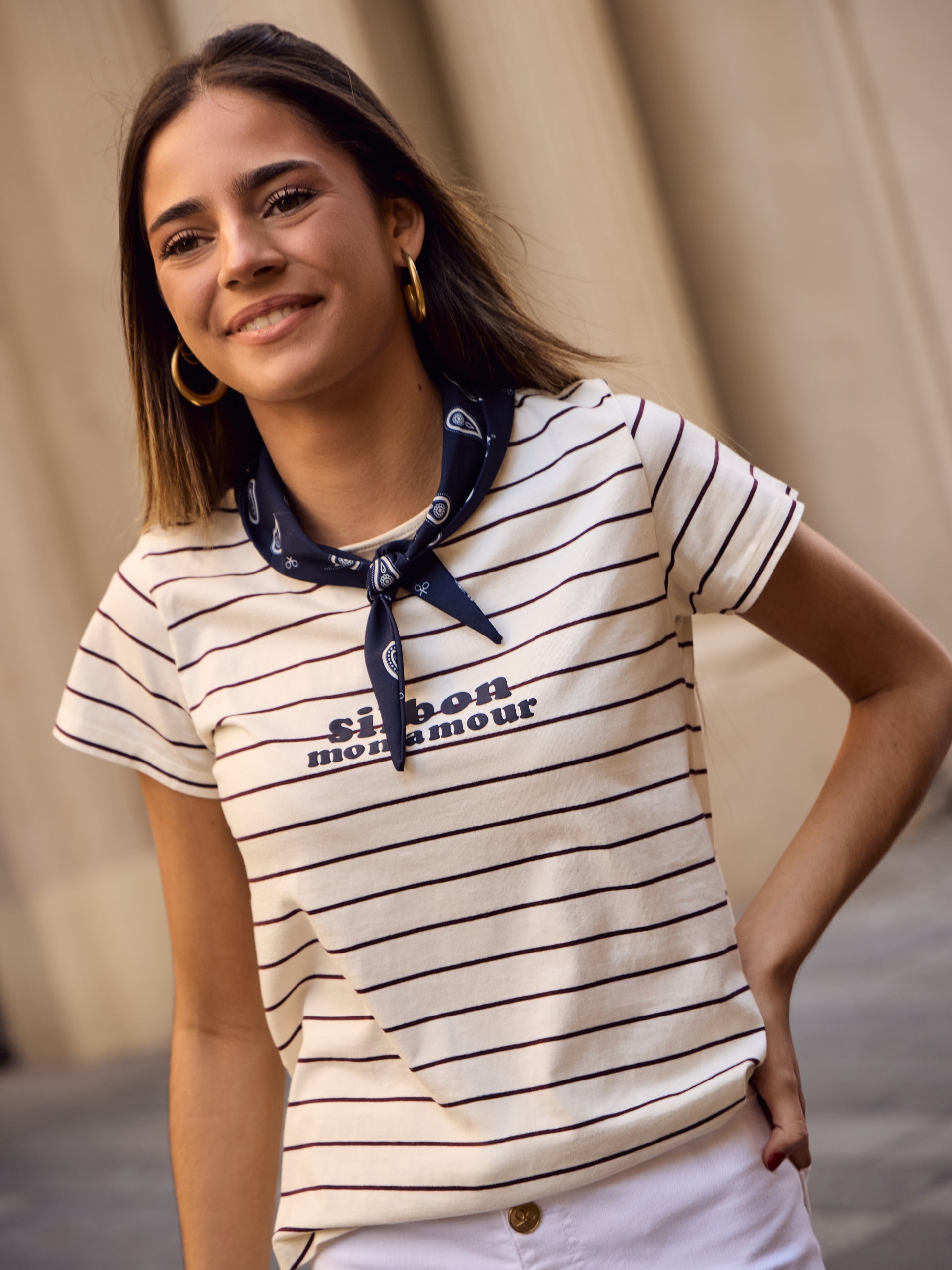 Camiseta woman aplique silbon bandana morada