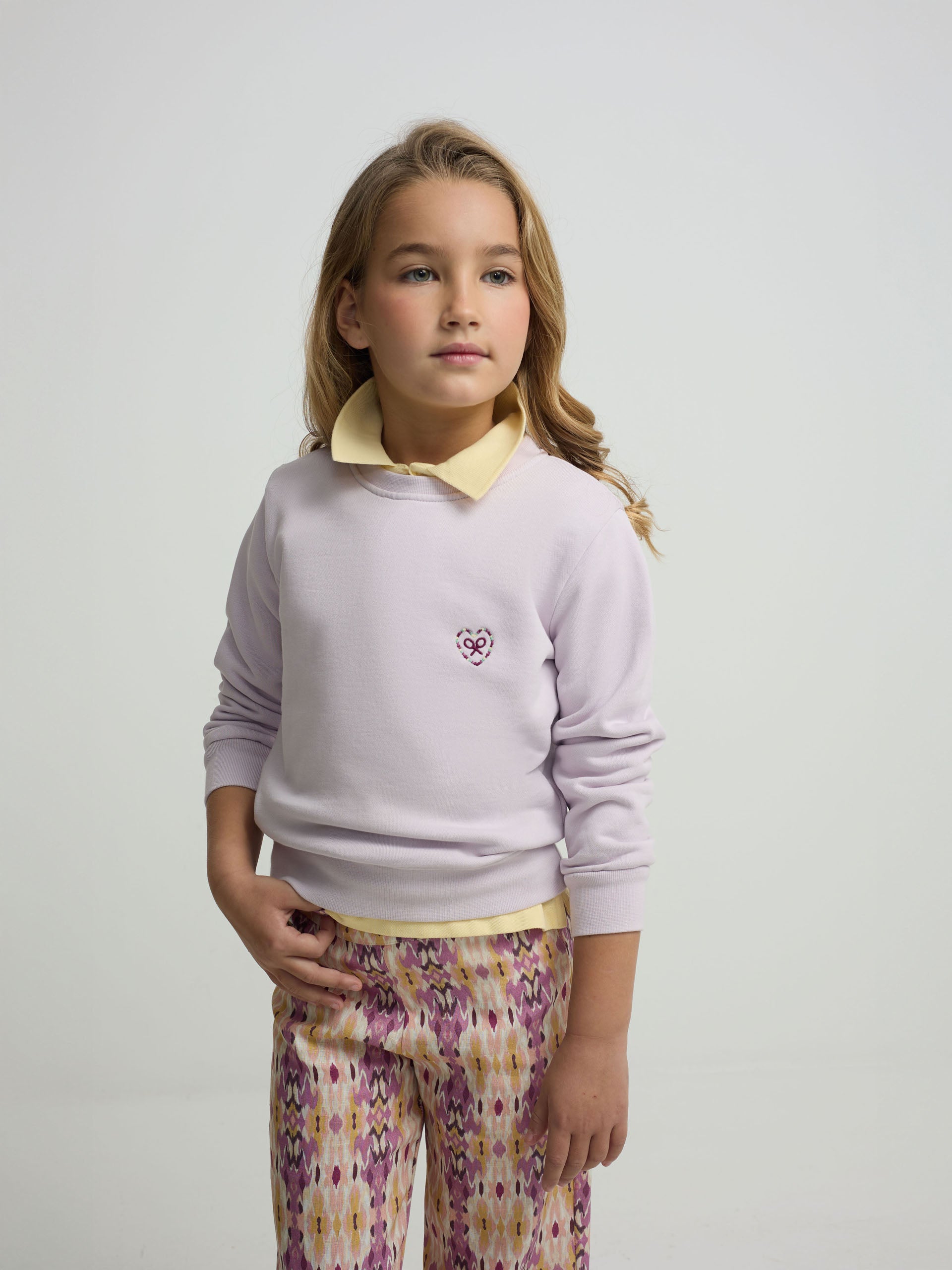 Sweatshirt girl silbon love lilás
