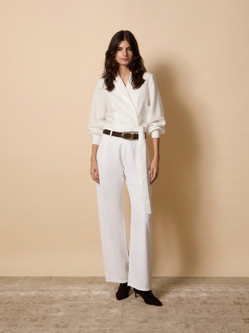 Camisa única cruzada com laço branca