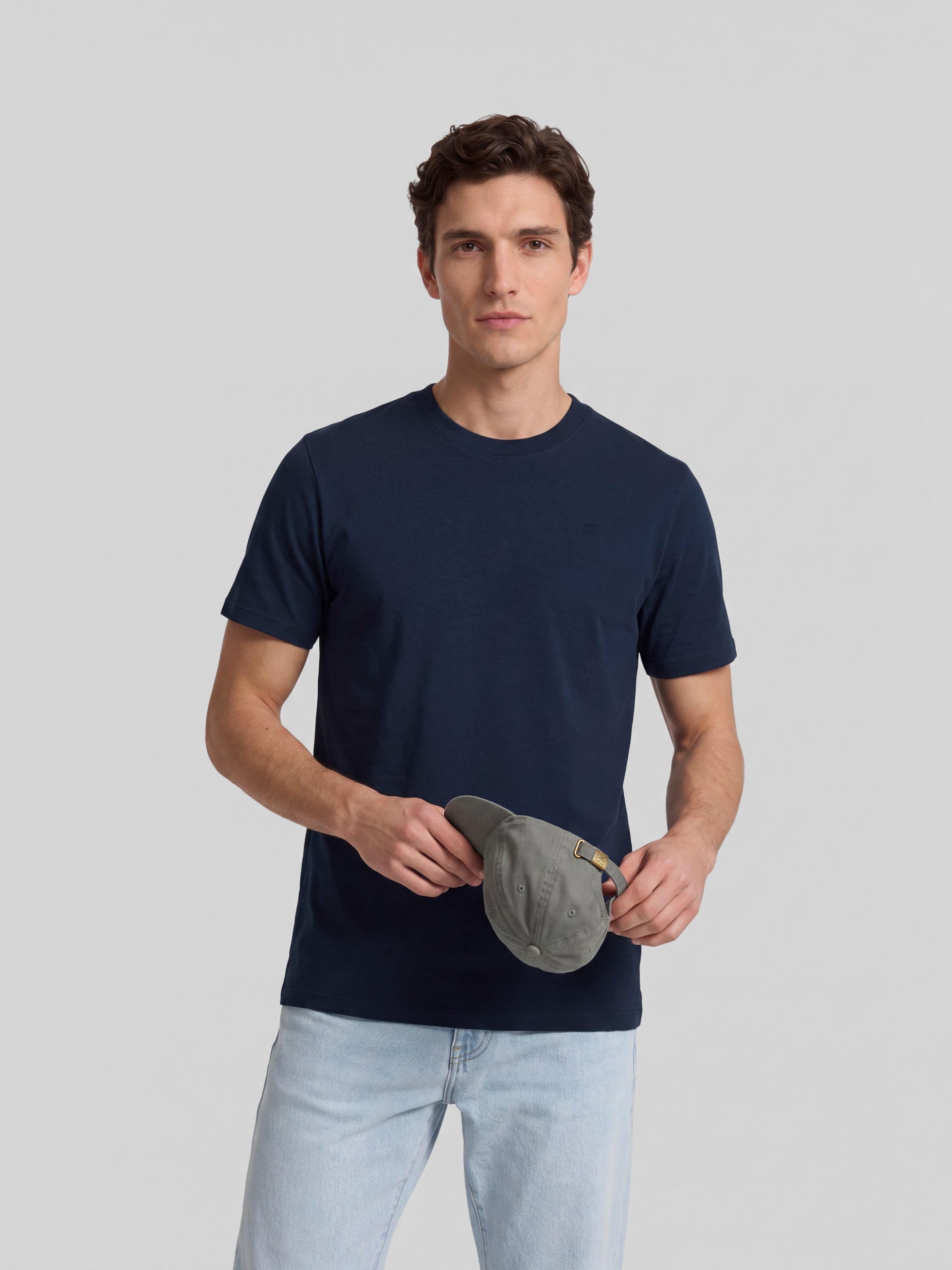 Camiseta lisa minilogo parche azul marino