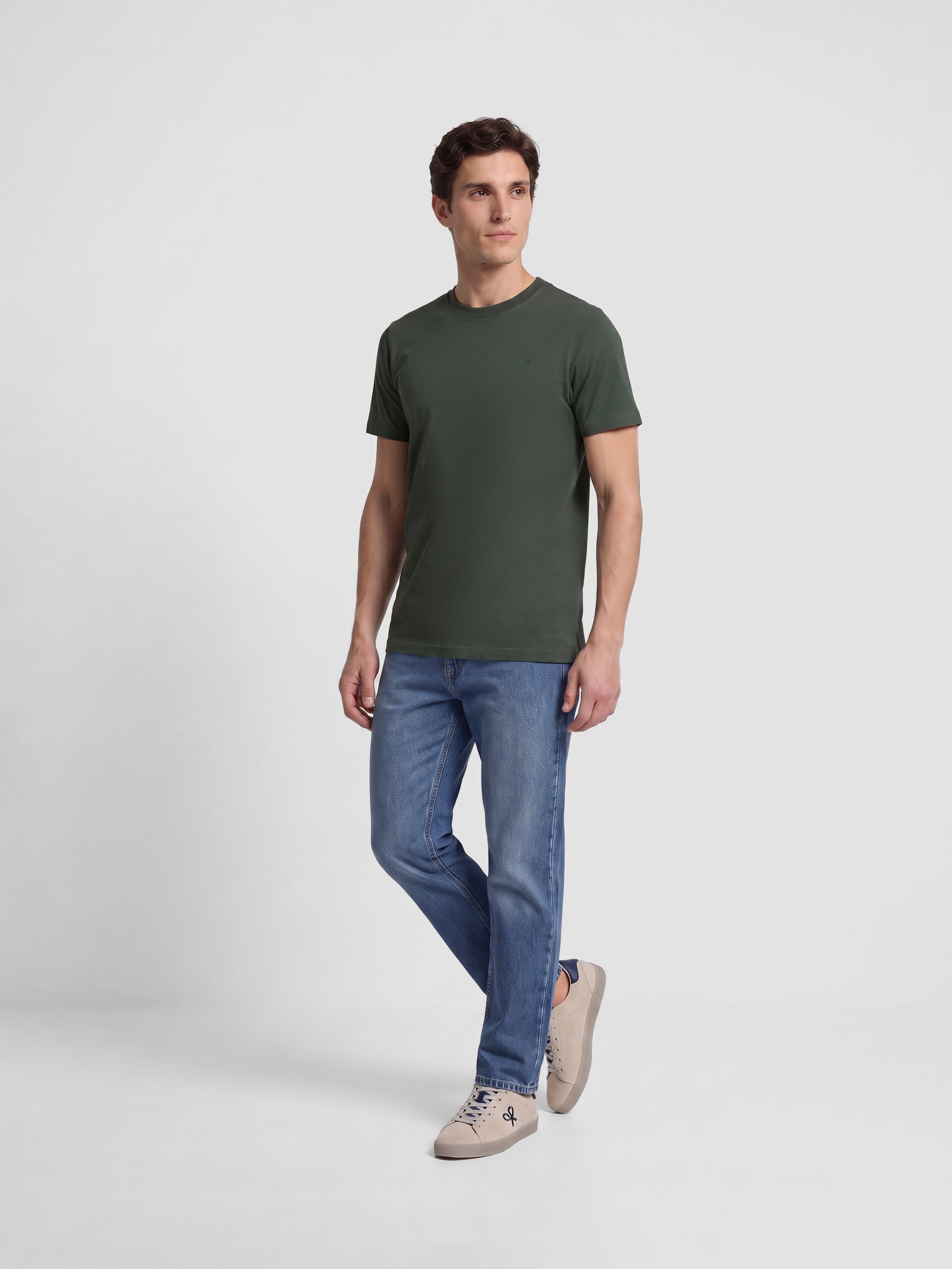 Plain t-shirt with mini logo patch khaki