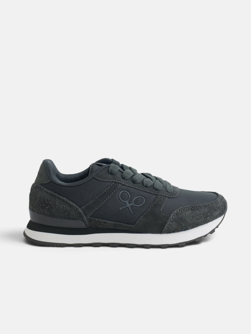 Green urban style sneaker
