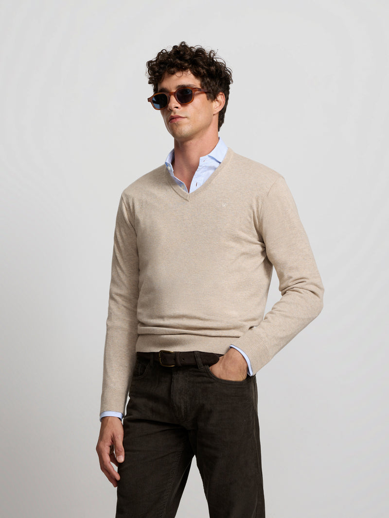 Retro beige V-neck sweater