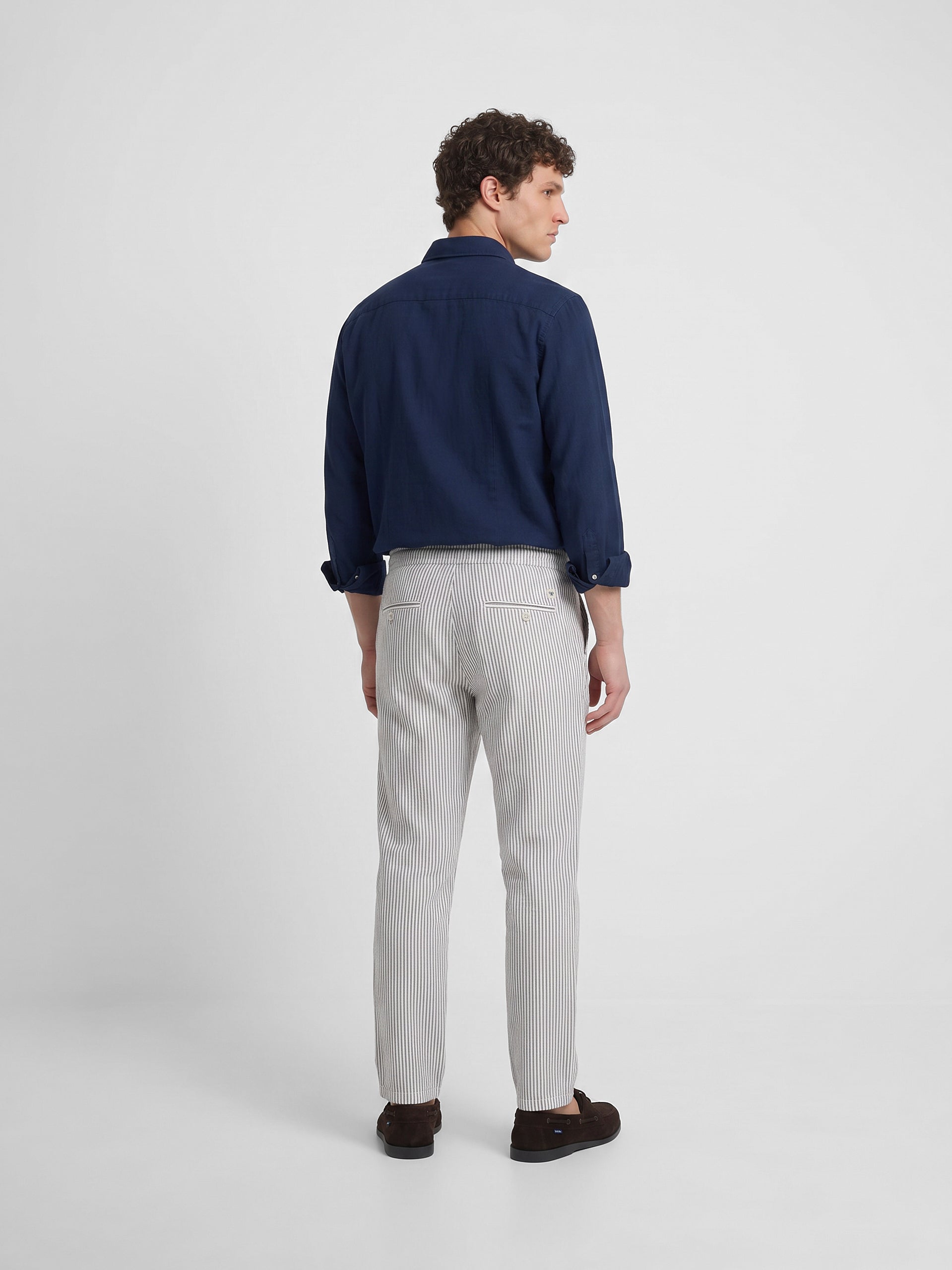 Pantalon sport cruise rayas azules