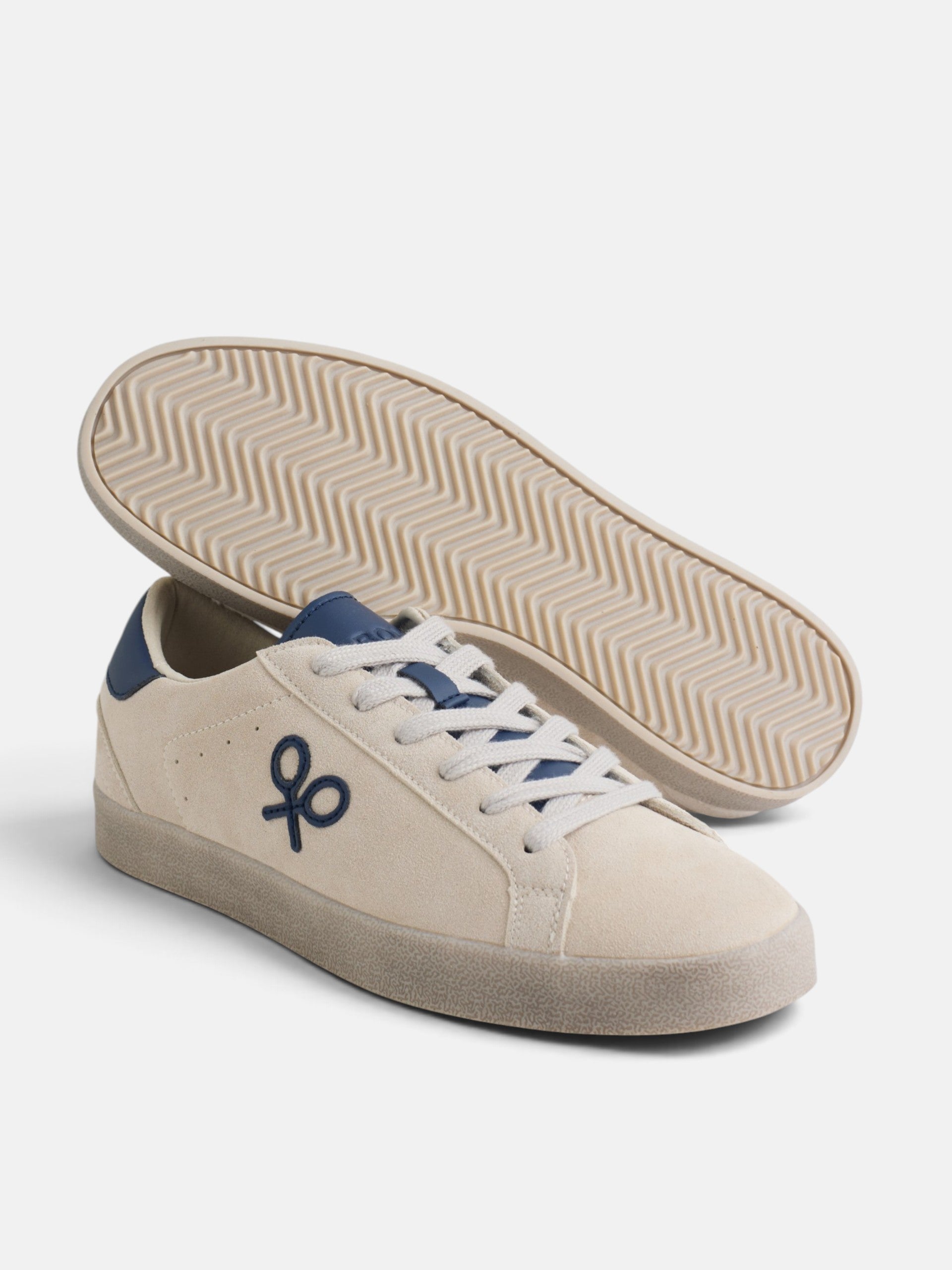 Zapatilla serraje desgastada beige
