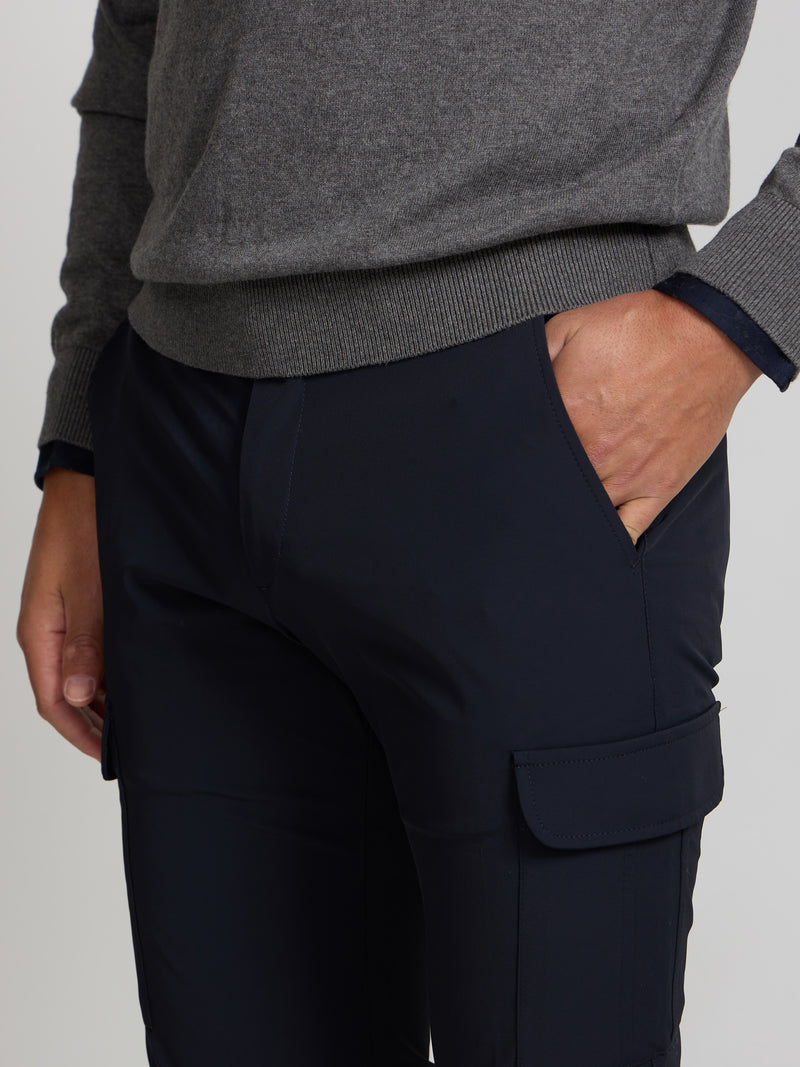 Pantalon sport cargo tecnico azul marino