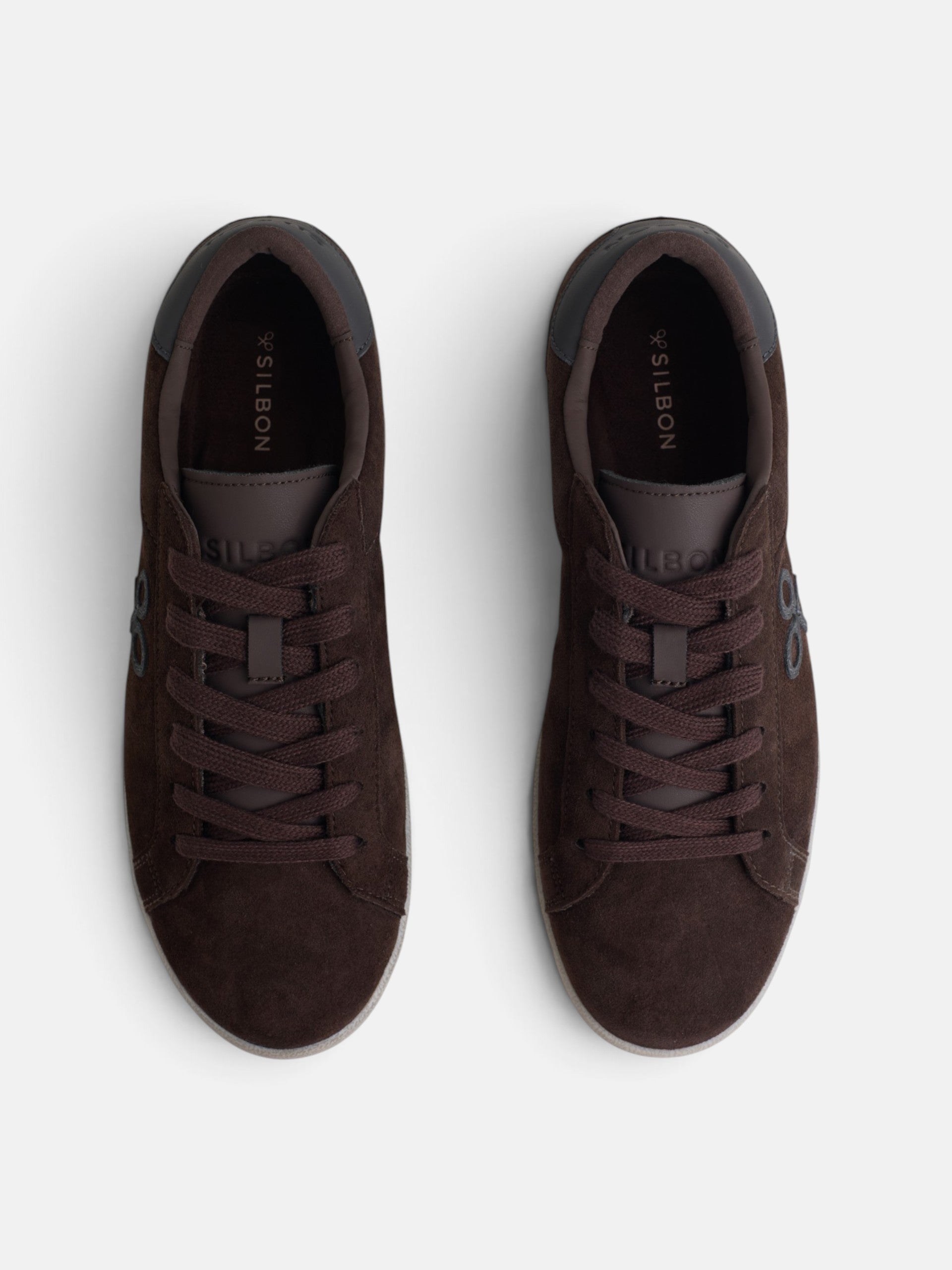 Zapatilla serraje desgastada marron