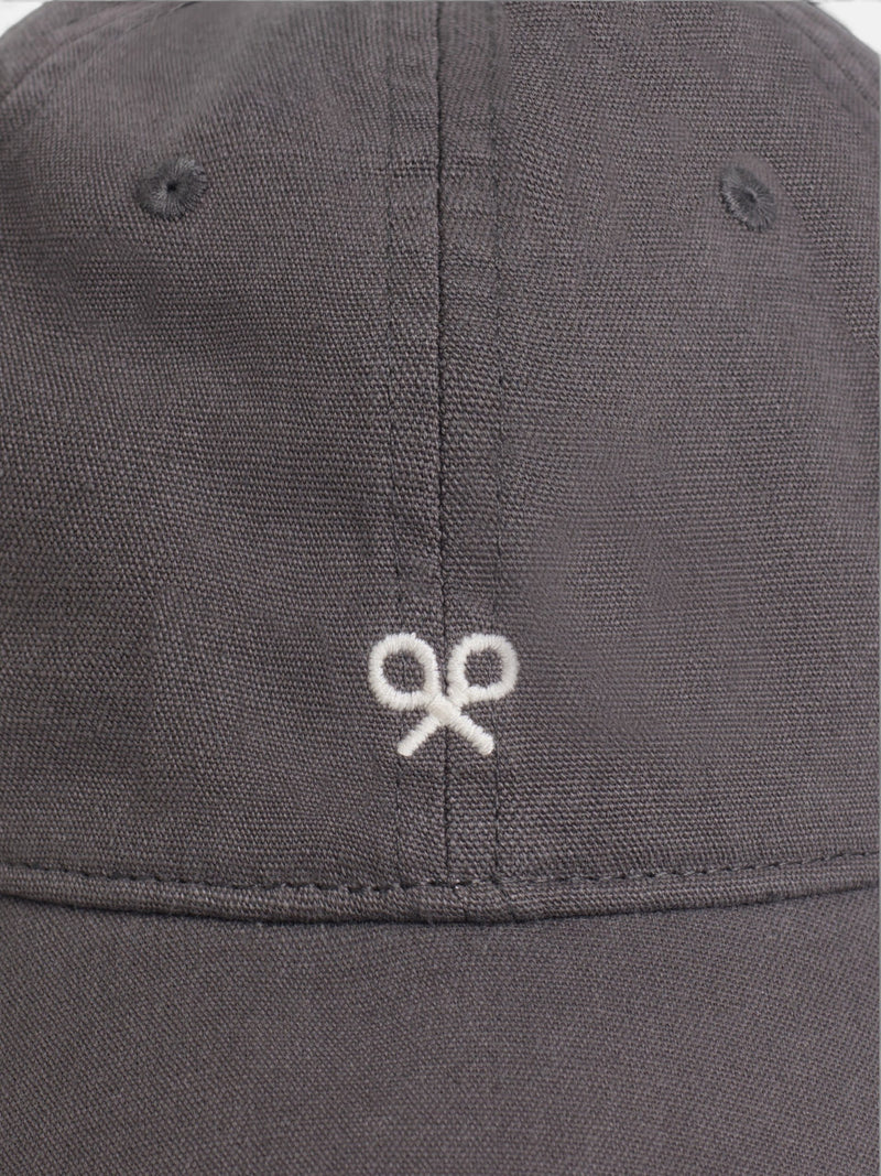 Casquette marron avec raquettes brodées