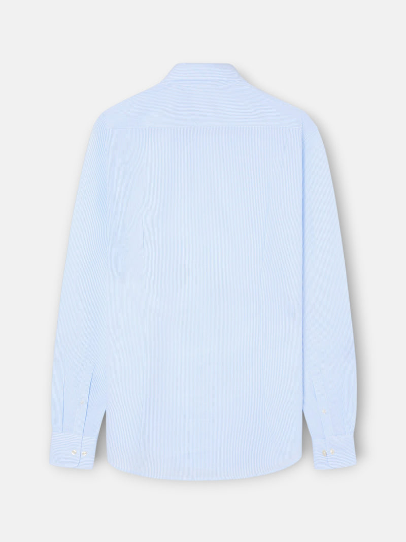 Chemise sport classique à fines rayures bleu ciel