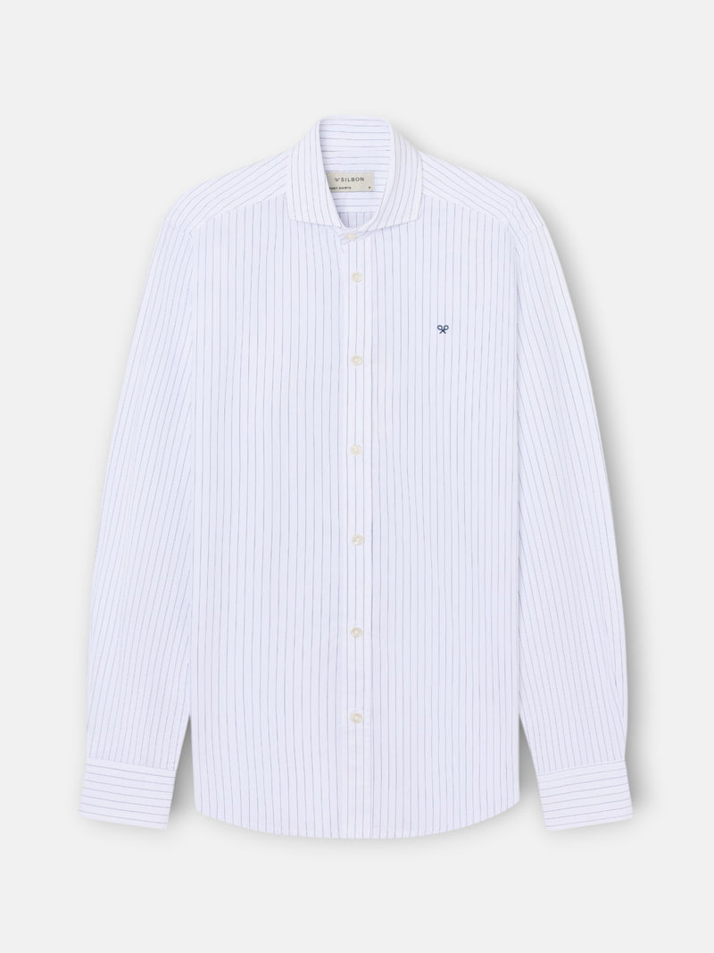 Chemise sport classique à rayures bleues et blanches