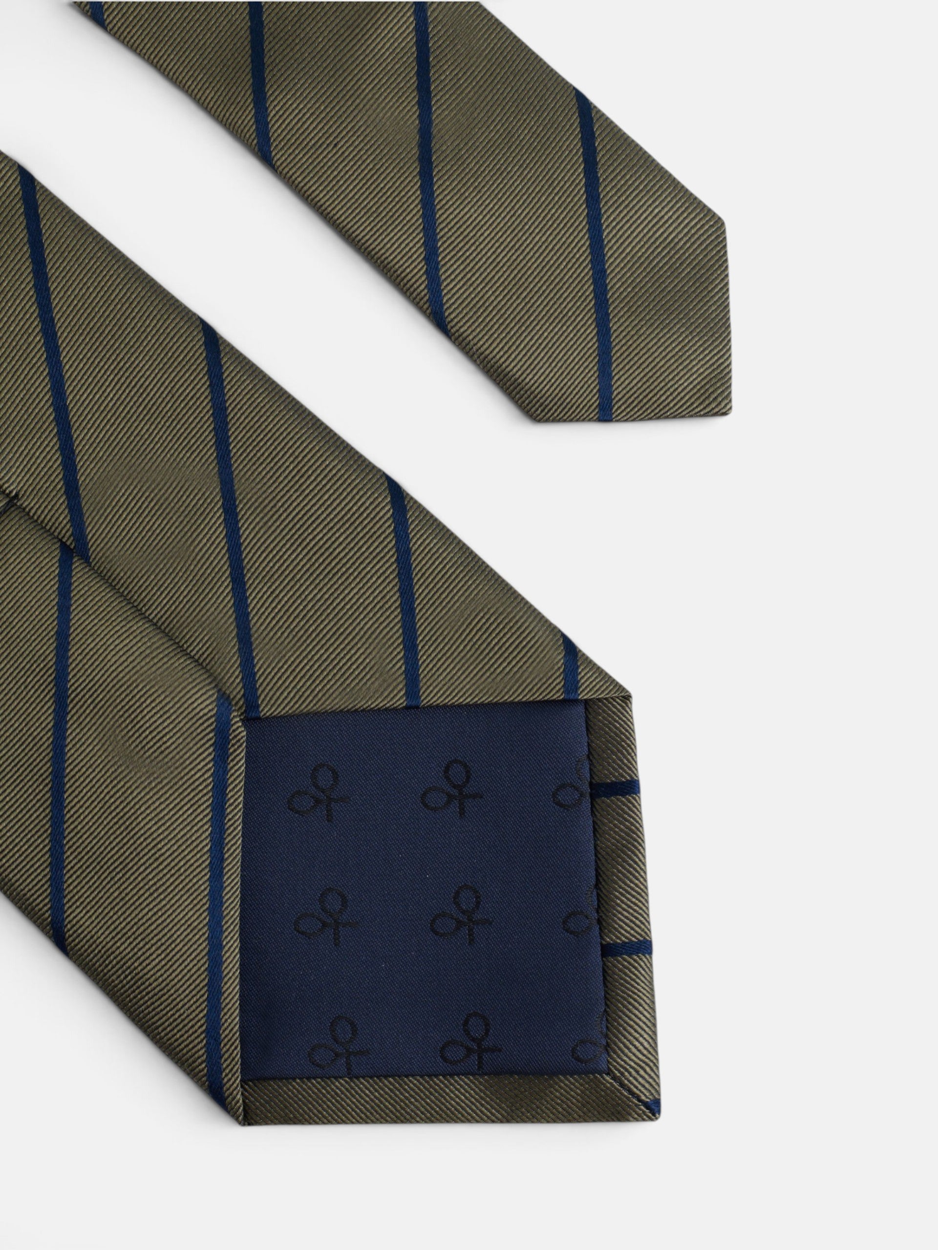 Green medium stripe tie