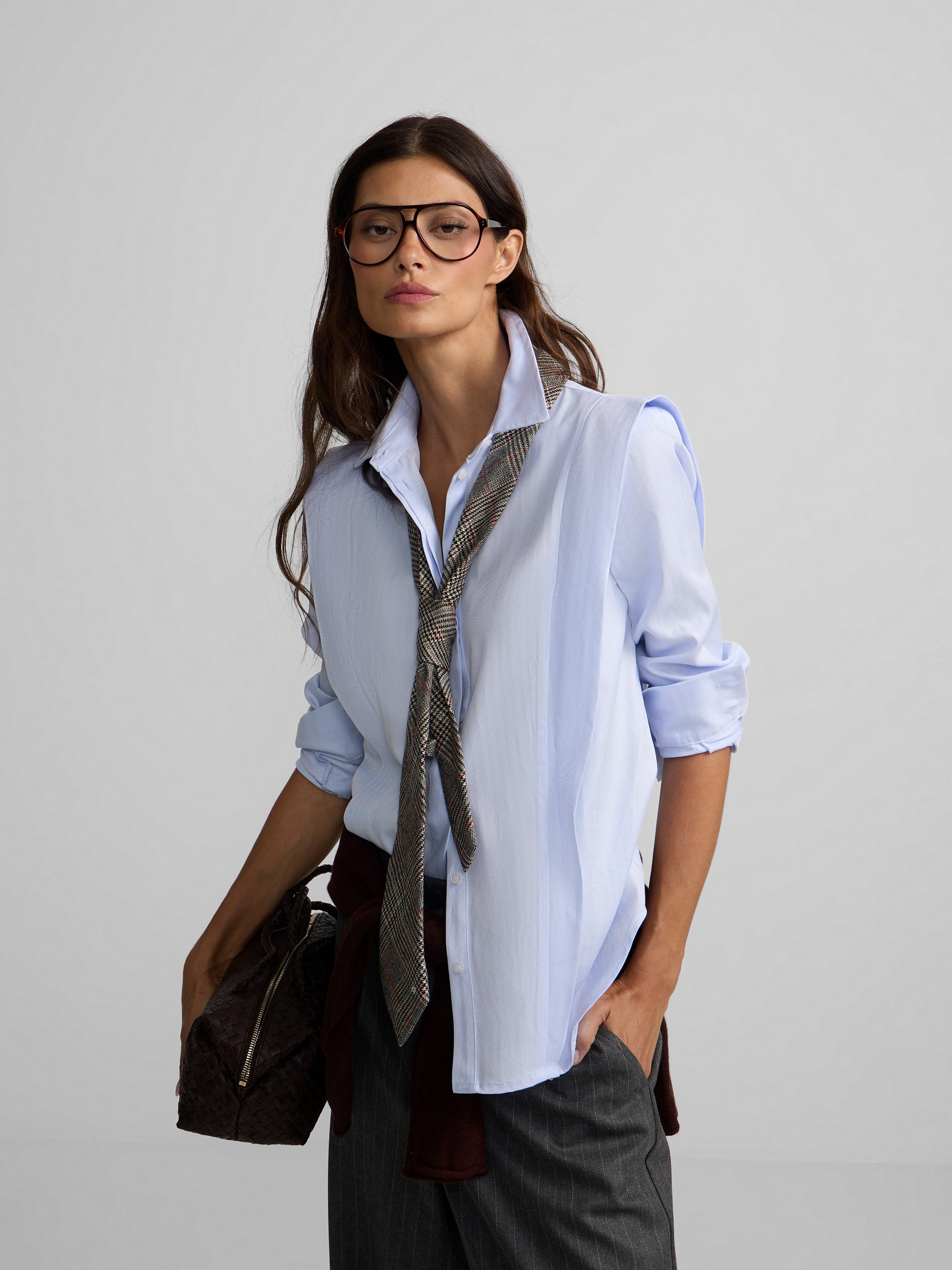 Camisa estructurada espiga celeste