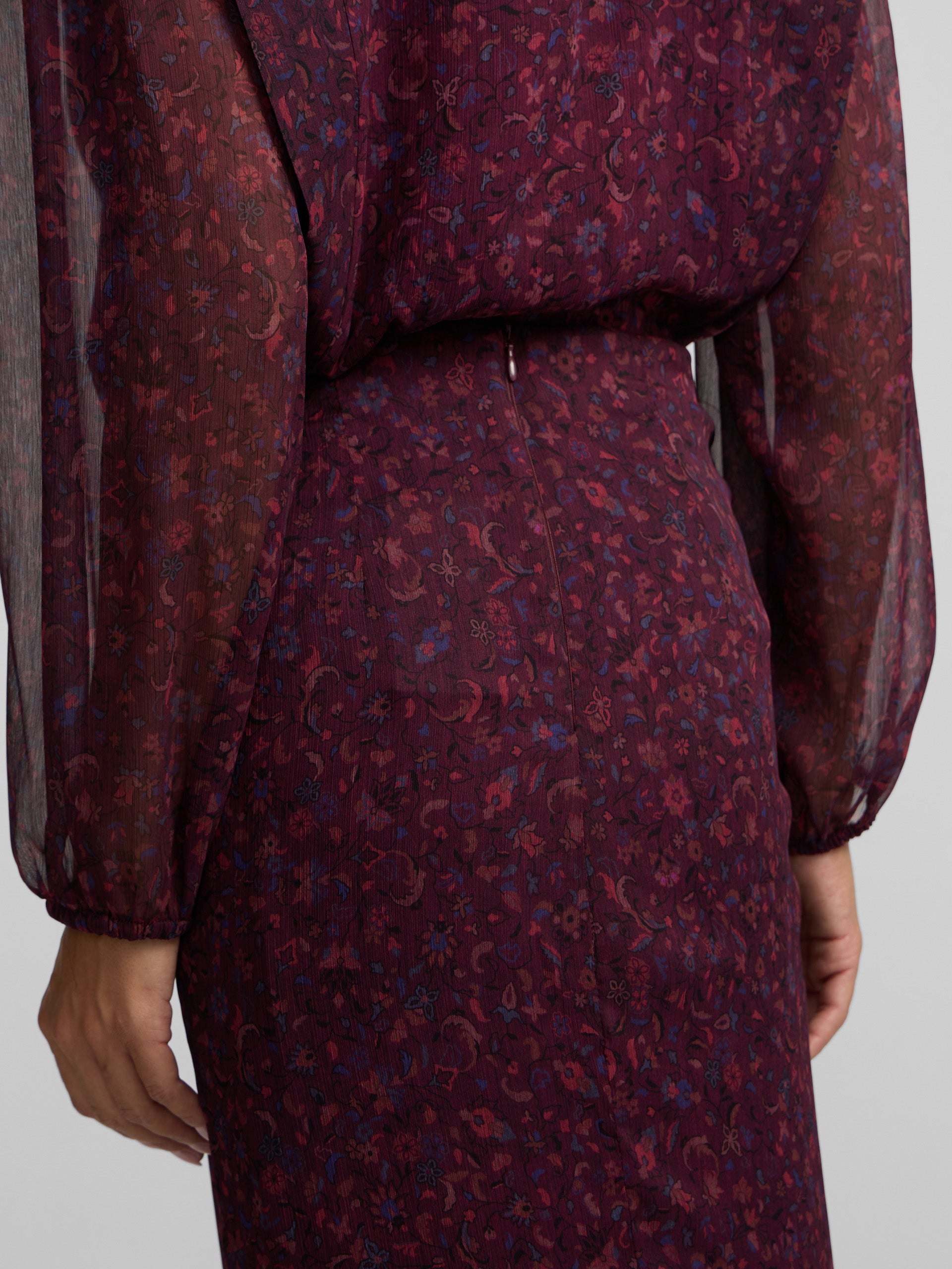 Falda midi drapeado central flores granate