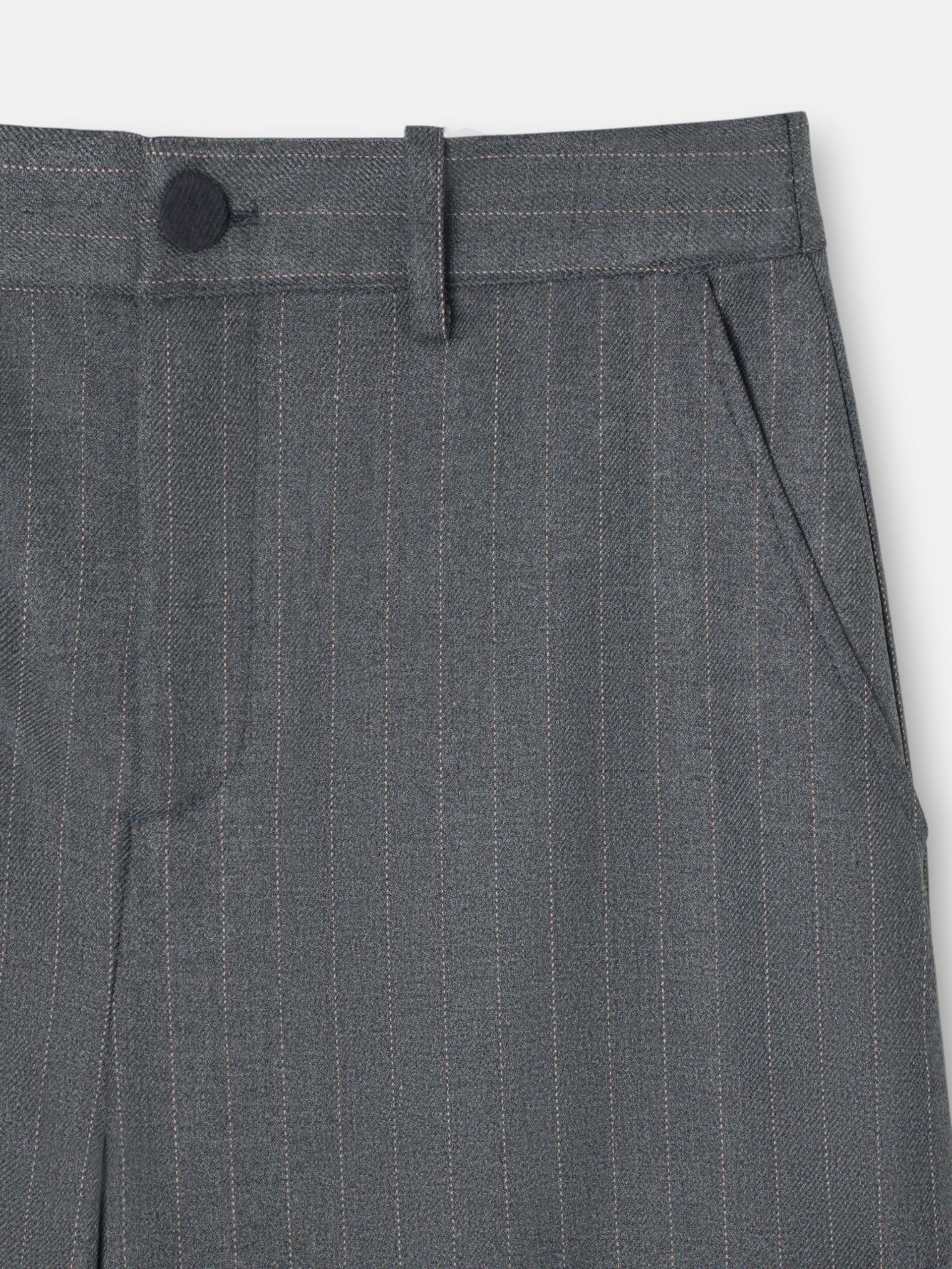 Pantalon recto raya diplomatica gris