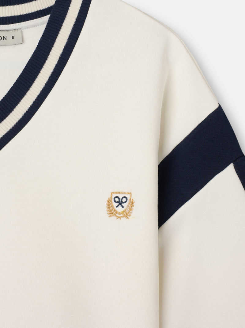 Sweatshirt mulher gola em bico varsity cru