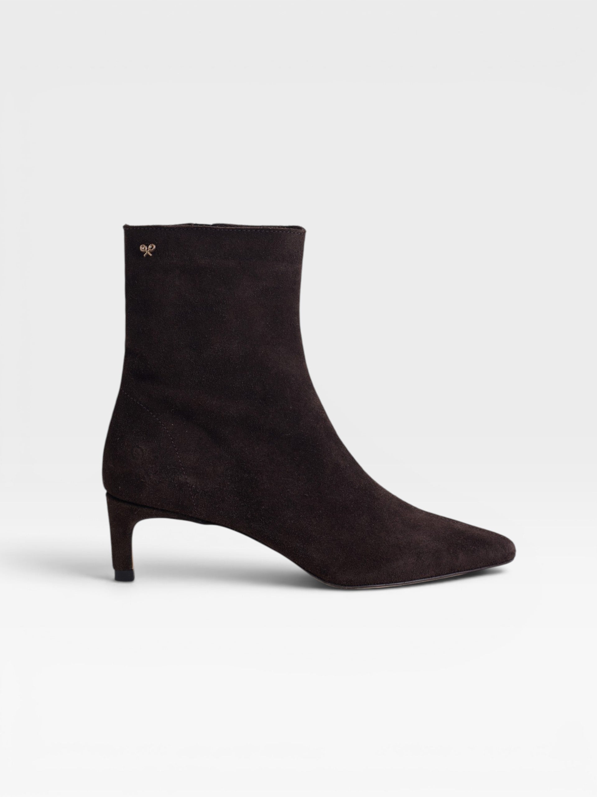 Botin tacon kitten ante marron