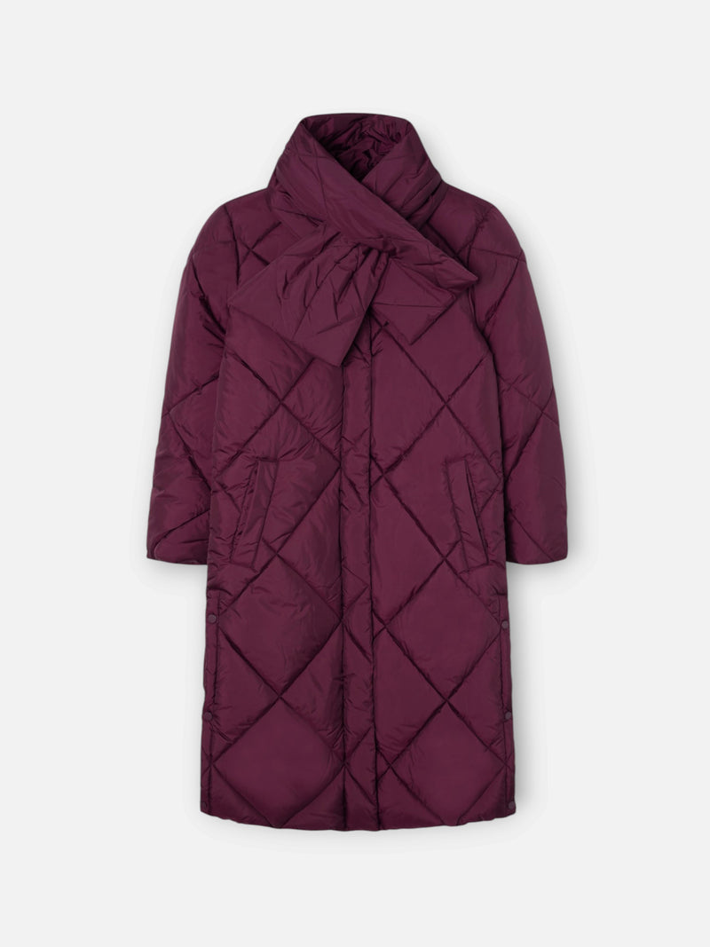 Parka comprida acolchoada com cachecol bordô