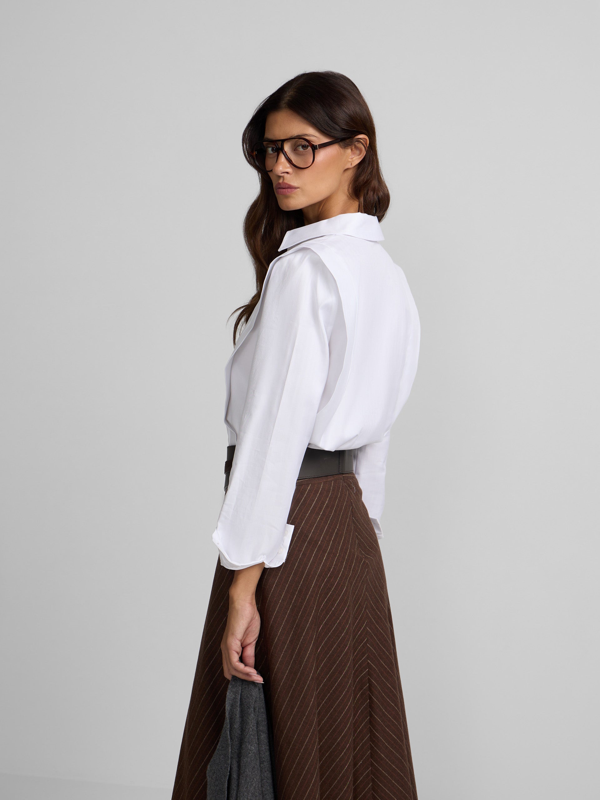 Structured white herringbone shirt