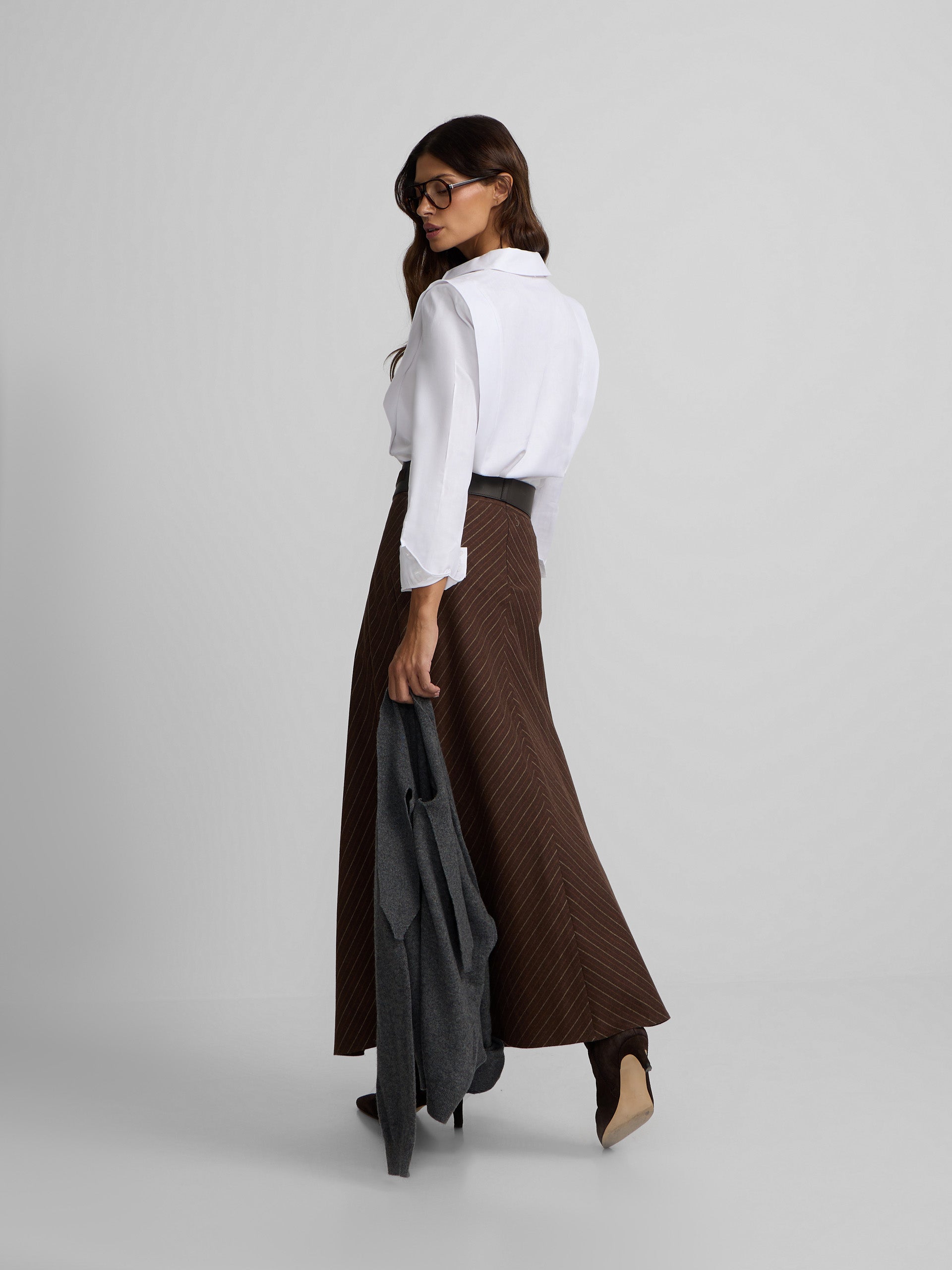 Structured white herringbone shirt