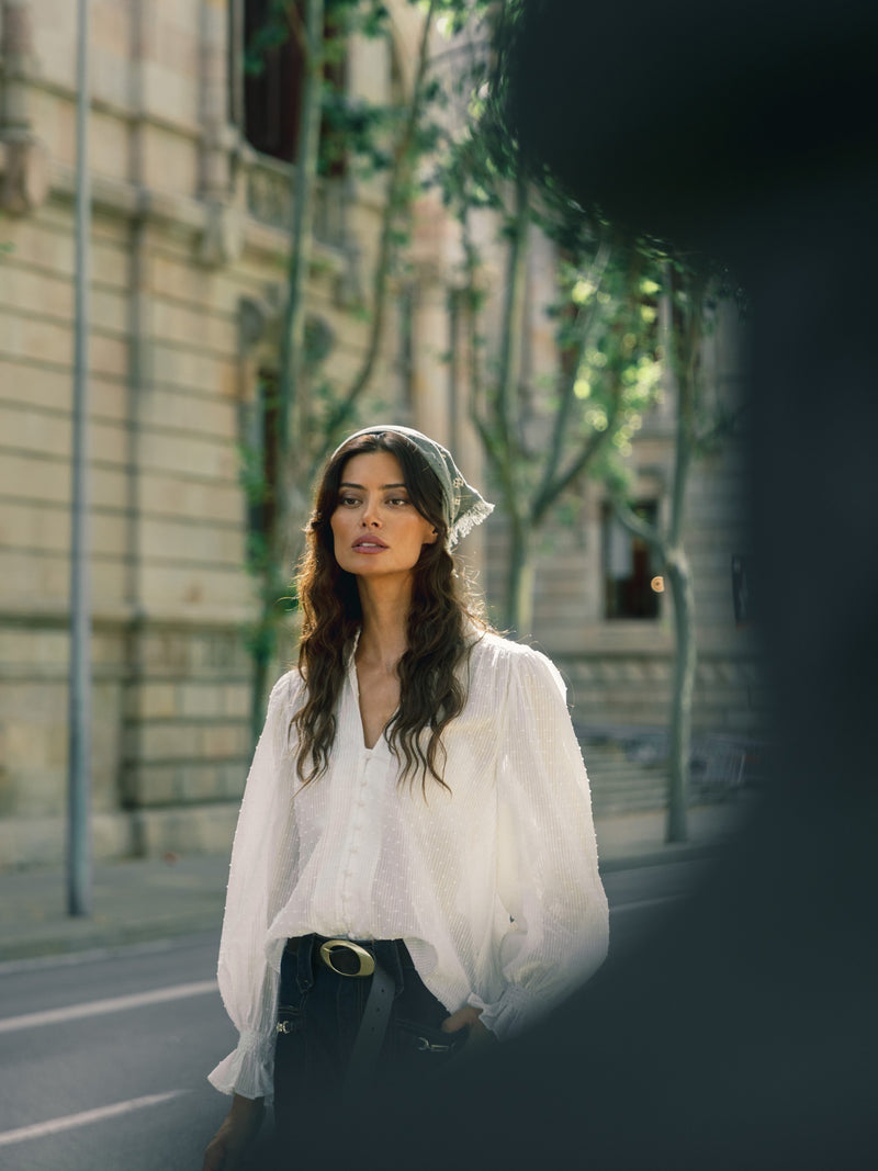 Blusa volantes plumeti blanco
