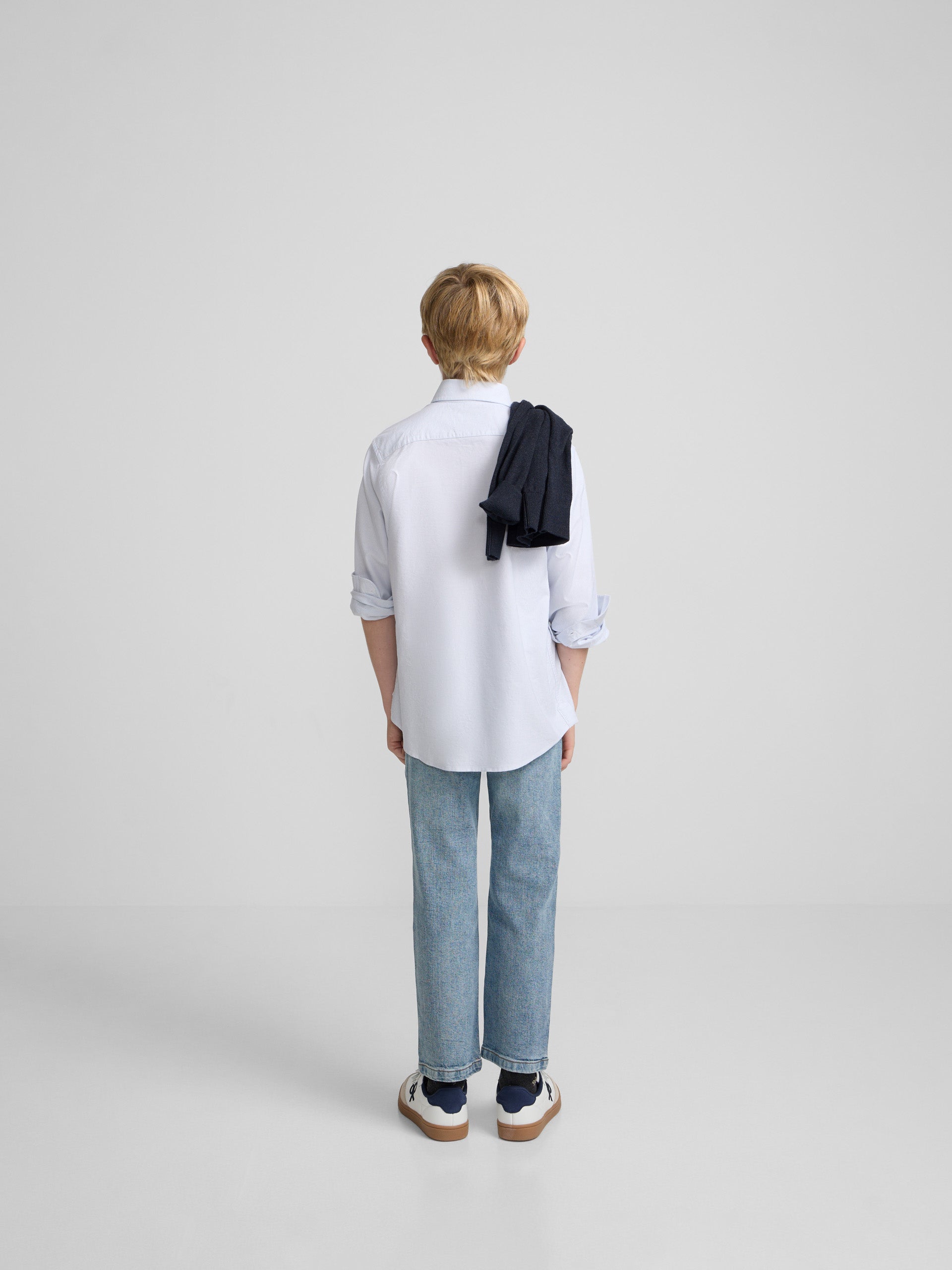 Kids' sport shirt with light blue Oxford stripes
