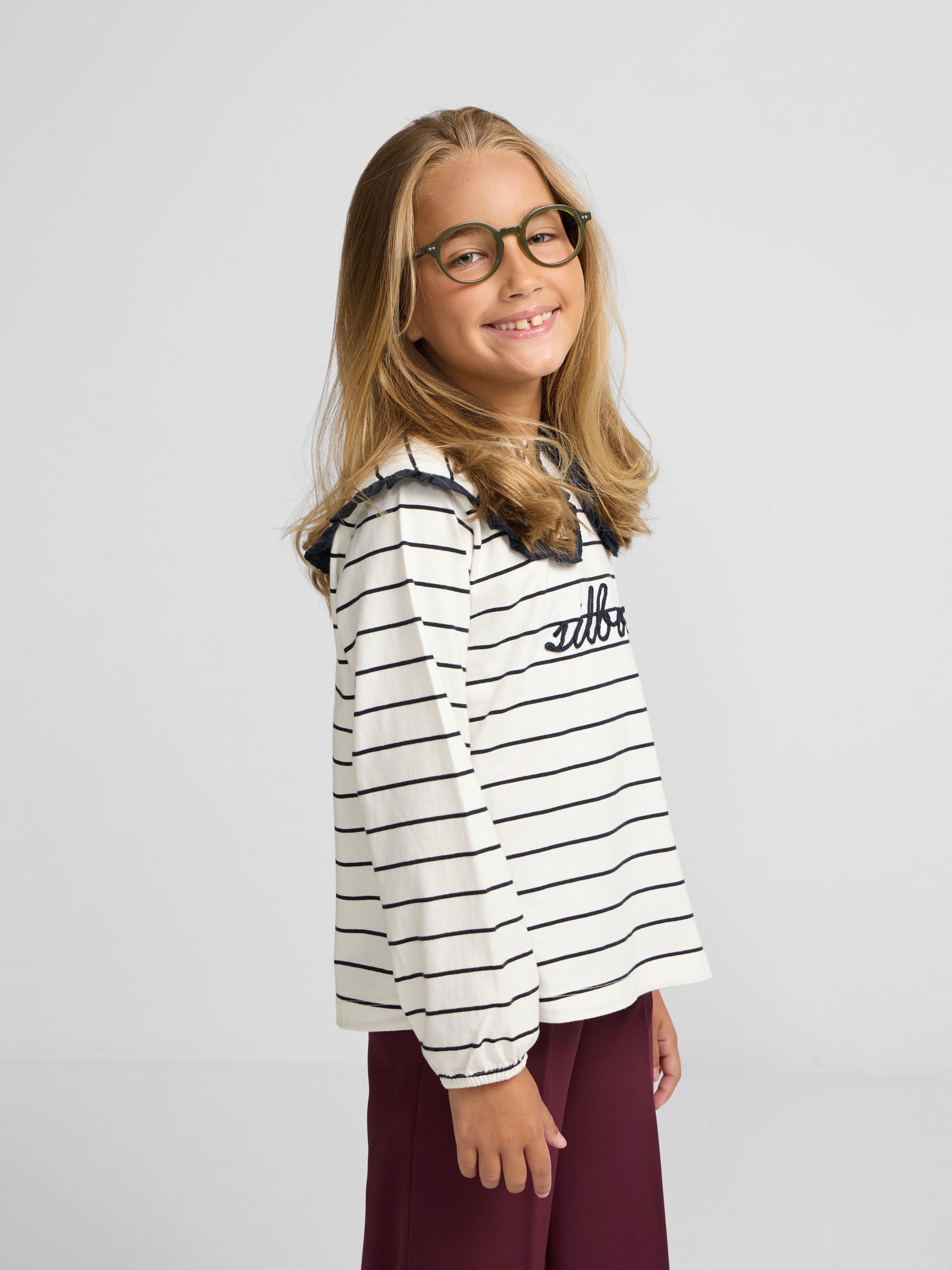 Camiseta girl cuello bobo rayas azul y blanco