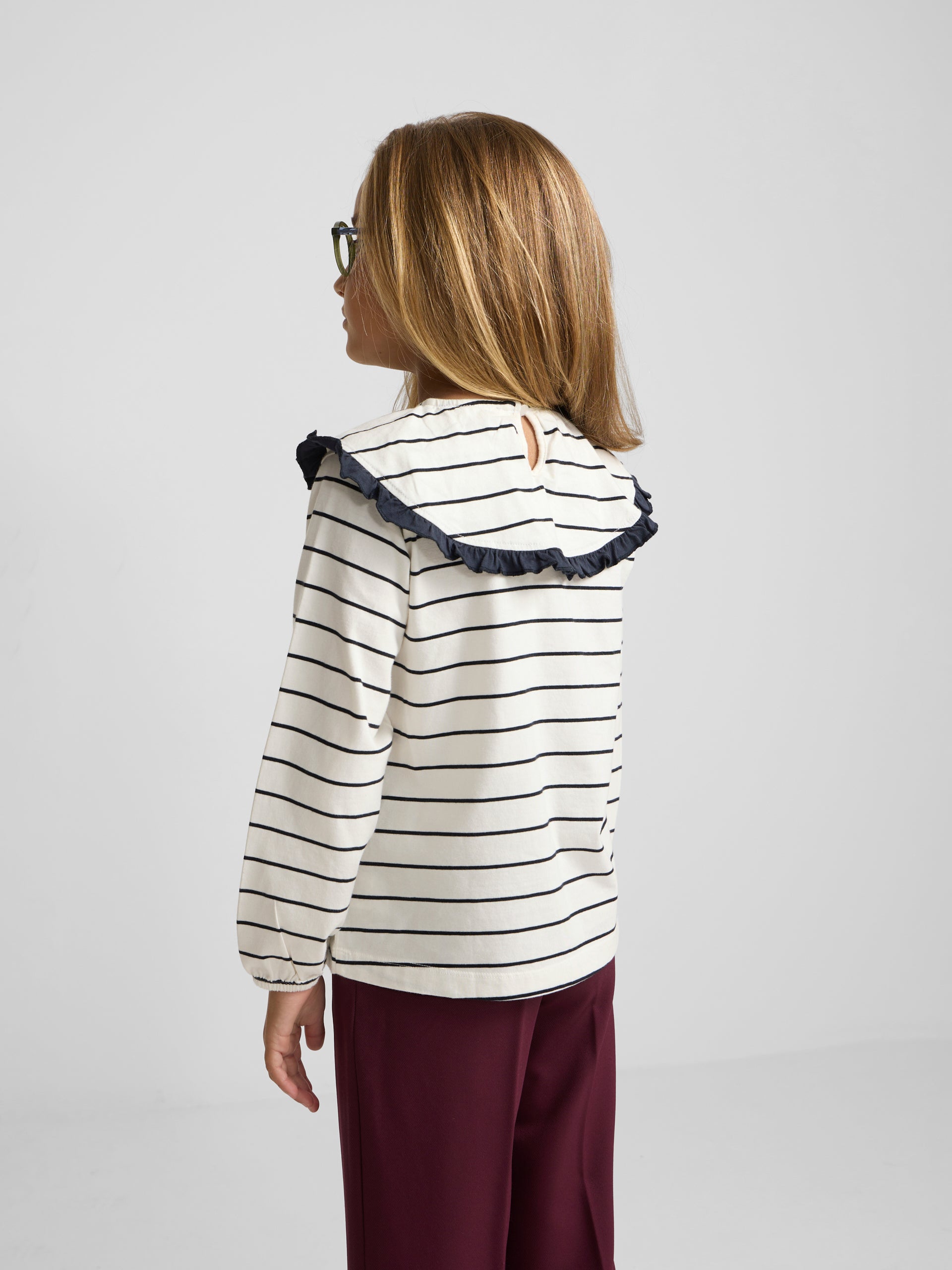 Camiseta girl cuello bobo rayas azul y blanco