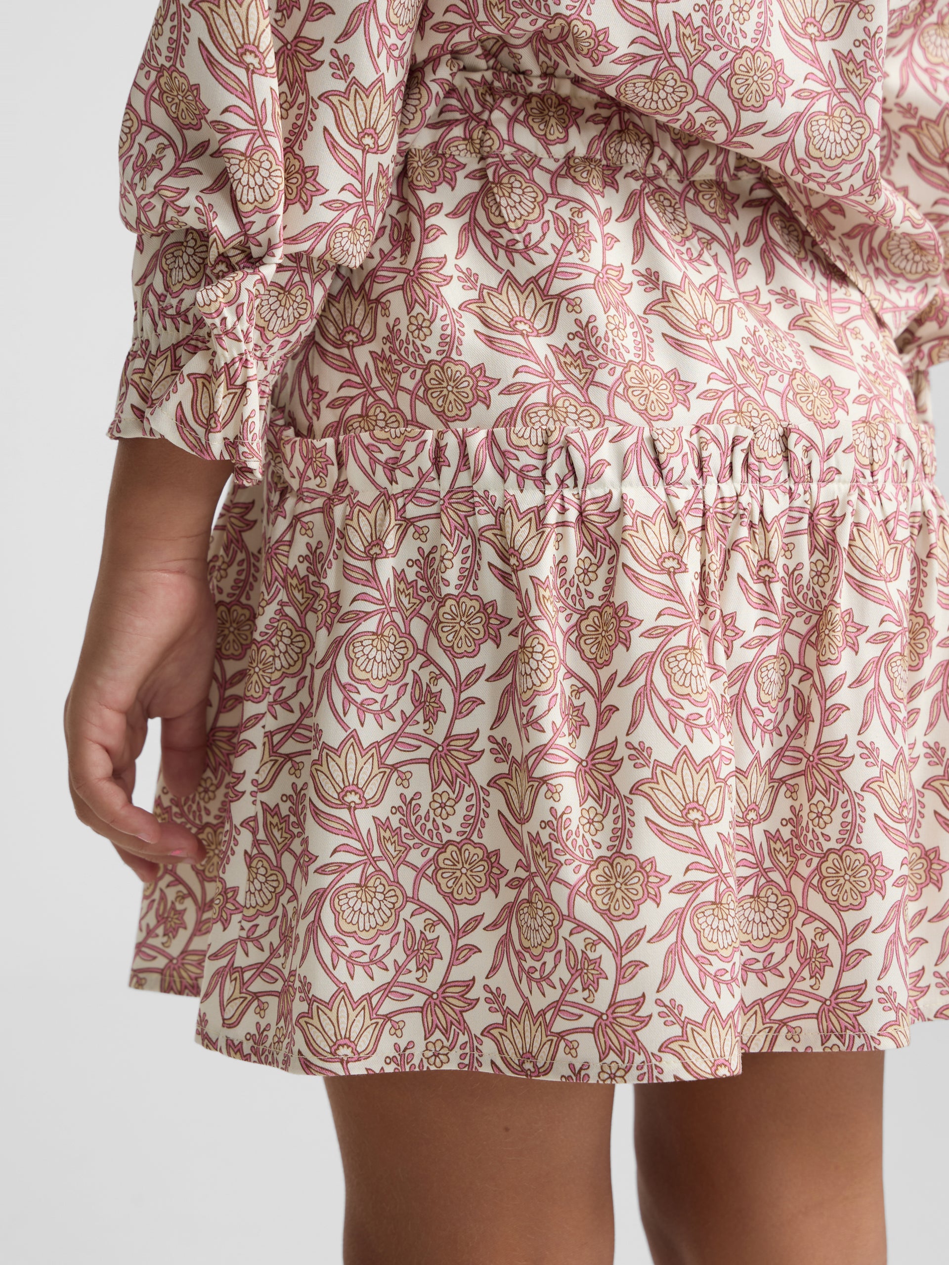 Falda girl estampado flores rosa y blanco