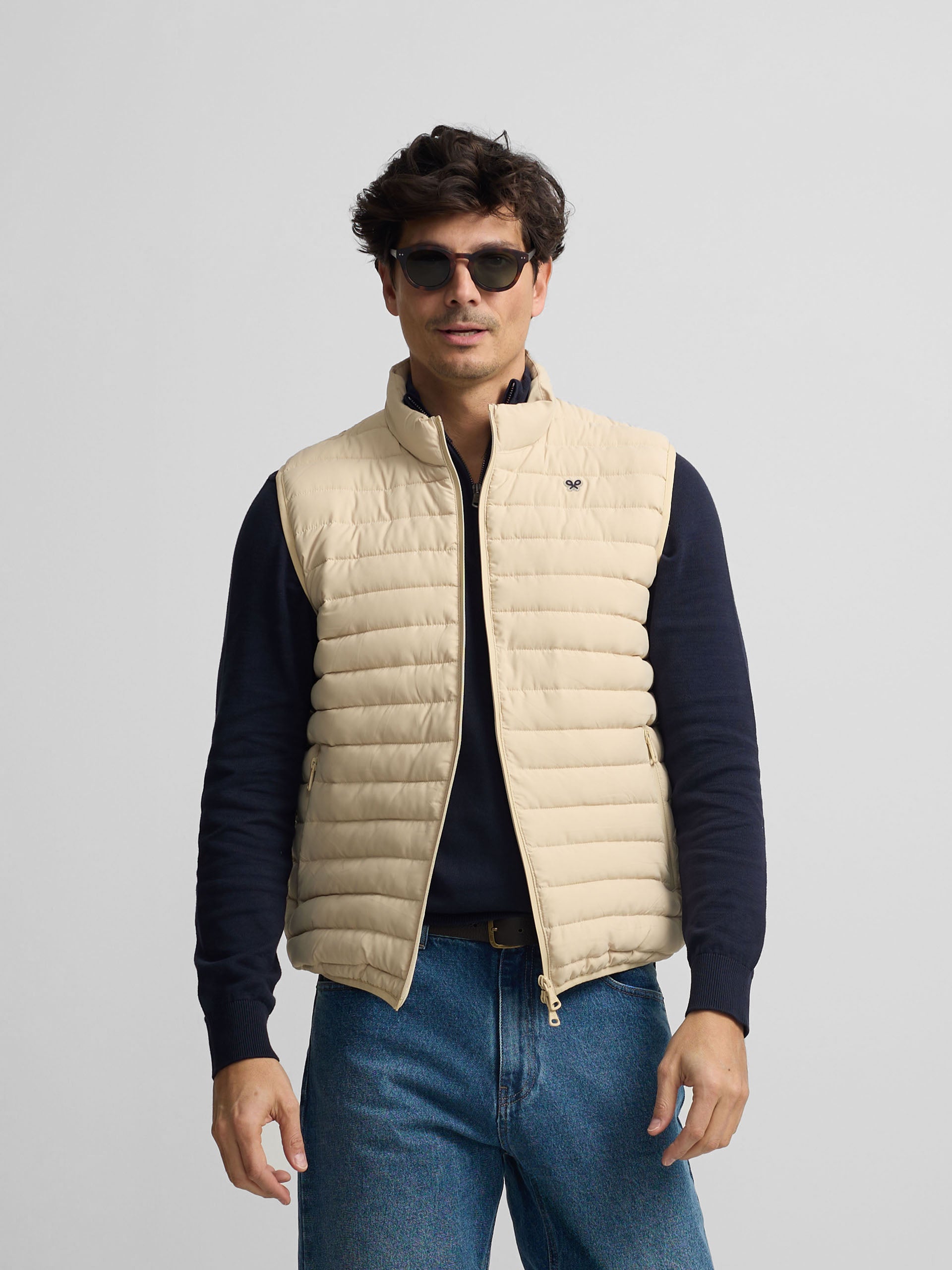 Chaleco padded beige claro
