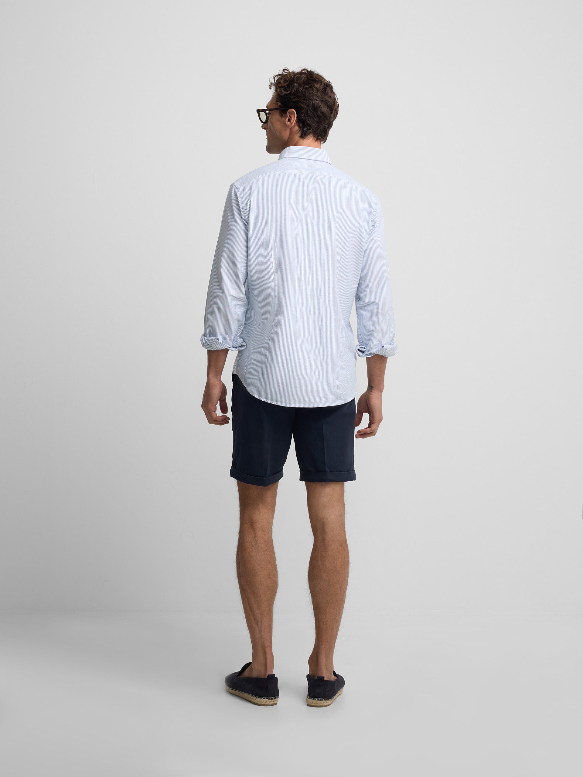 Bermuda clasica azul navy
