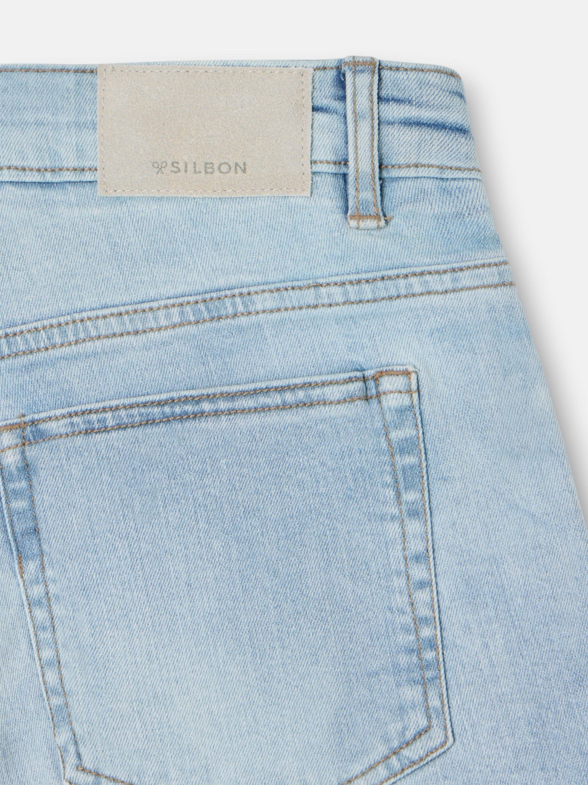 Bermuda cinco bolsillos denim azul claro