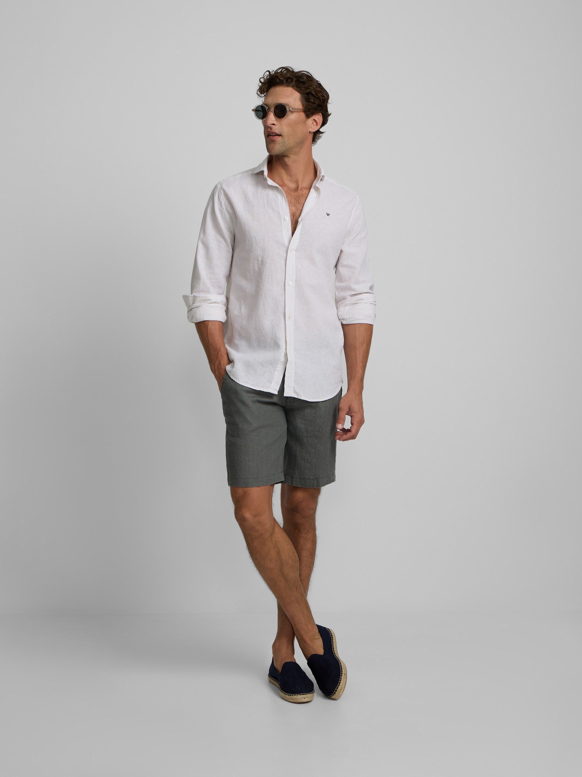 Bermuda lino lisa verde