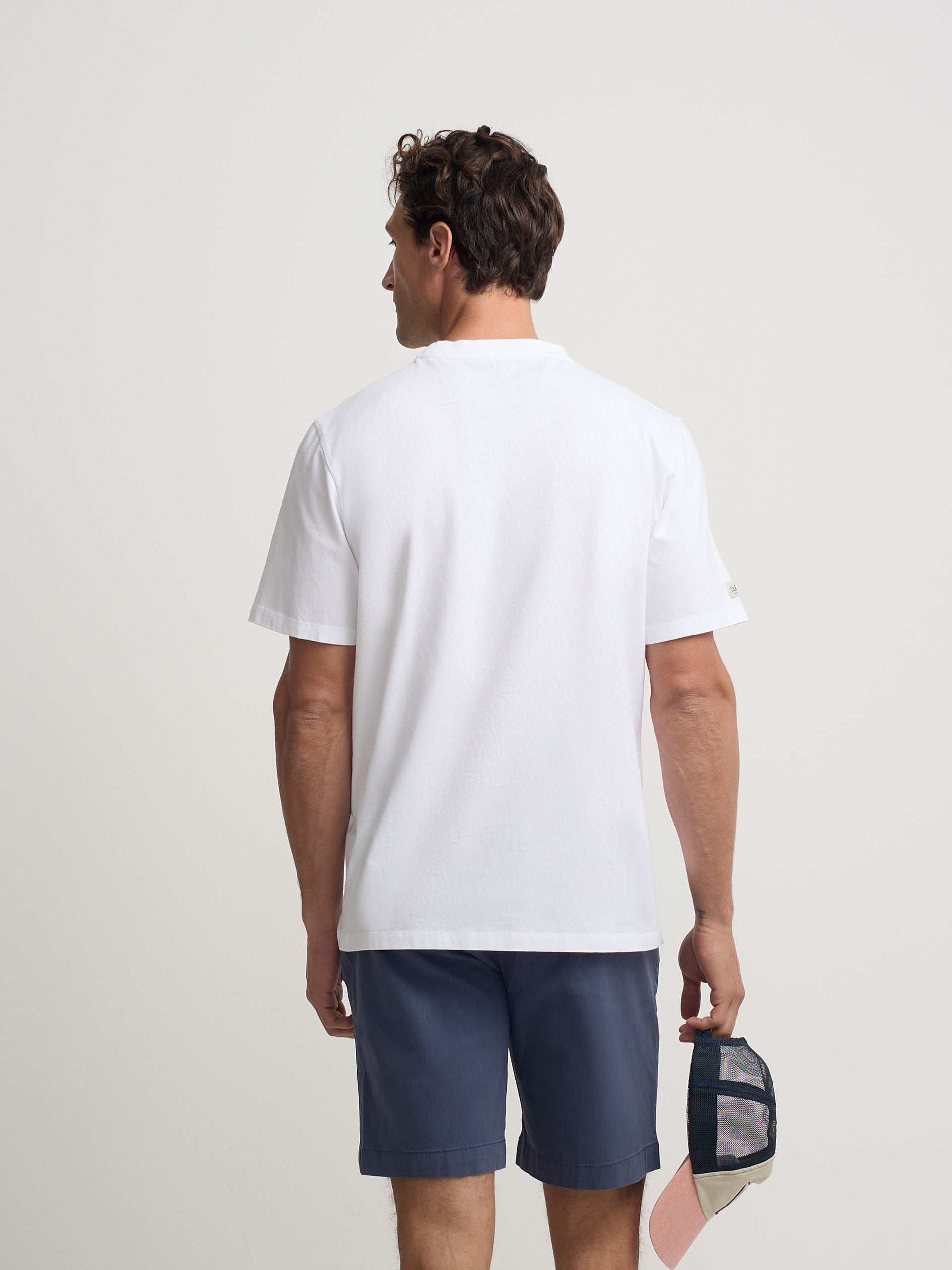 Camiseta clasica etiqueta blanca