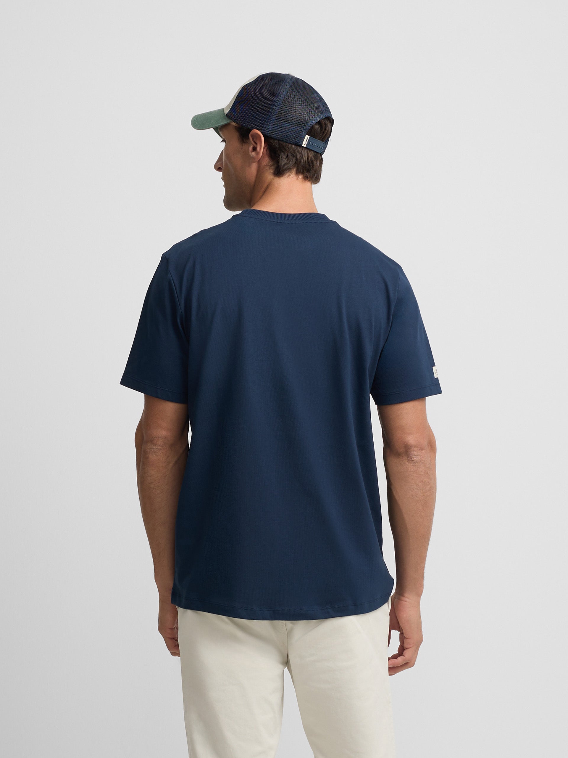 T-shirt classique étiquette bleu marine