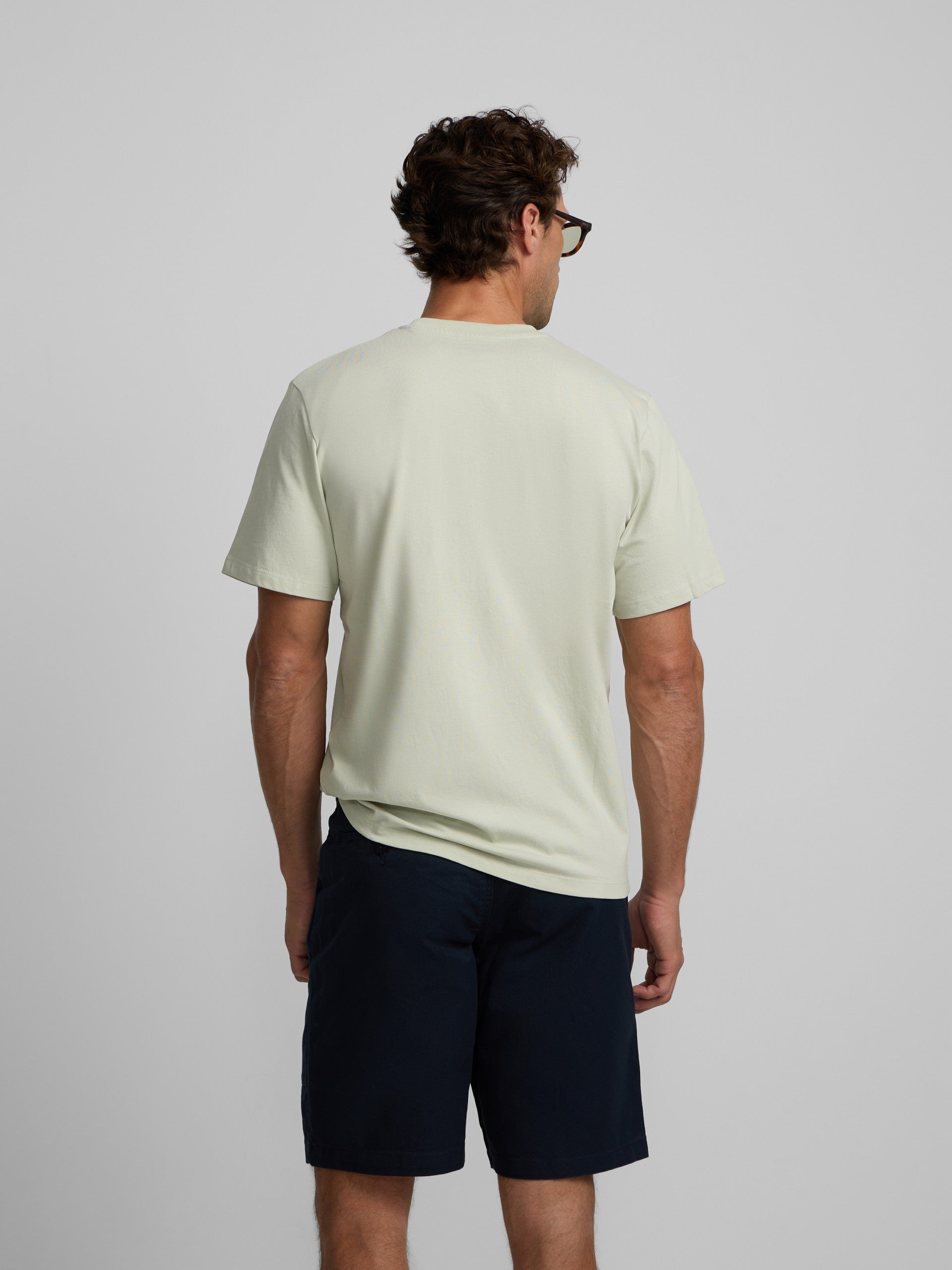 Camiseta lisa minilogo parche verde claro