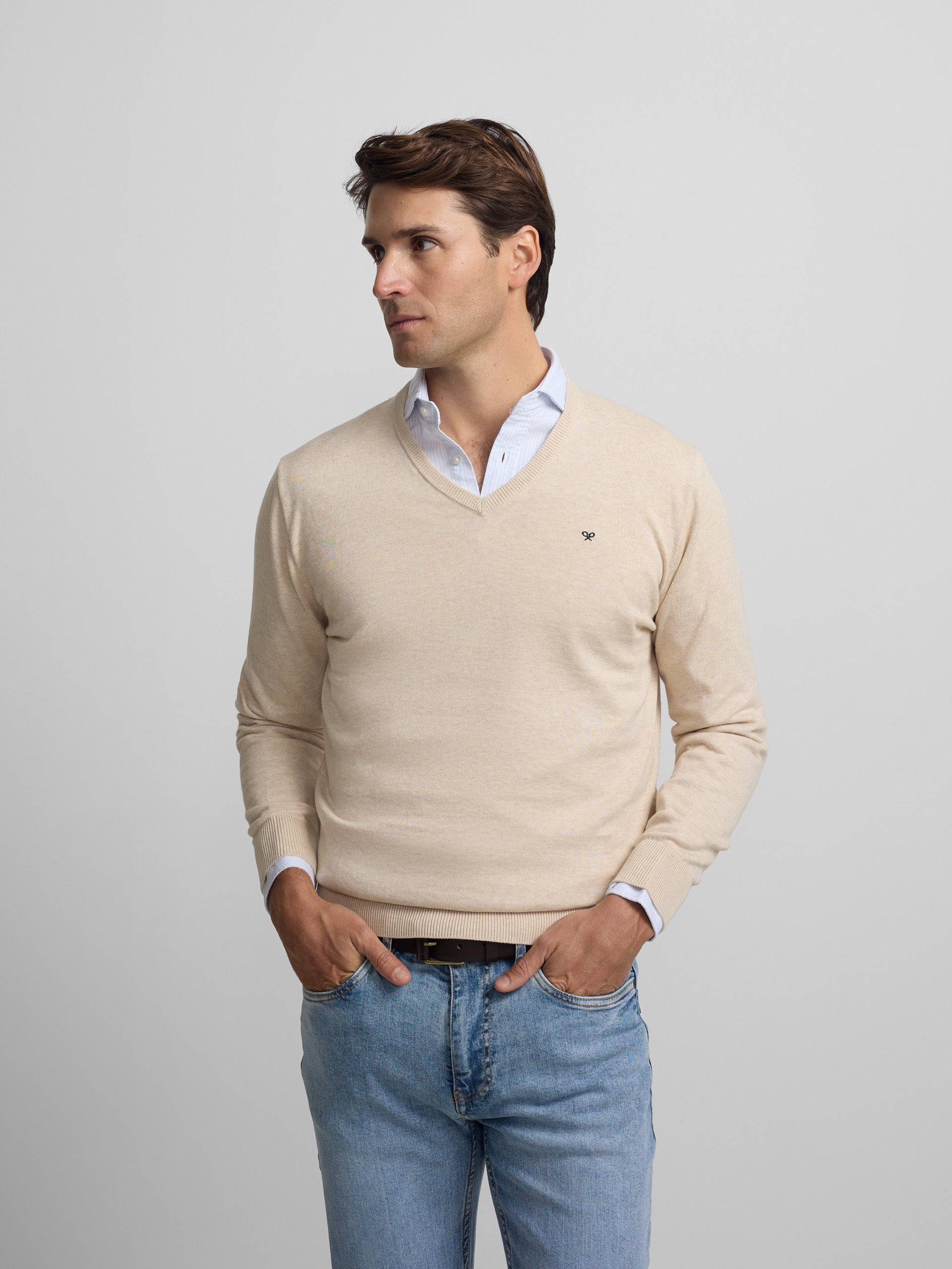 Pull uni col en V crème