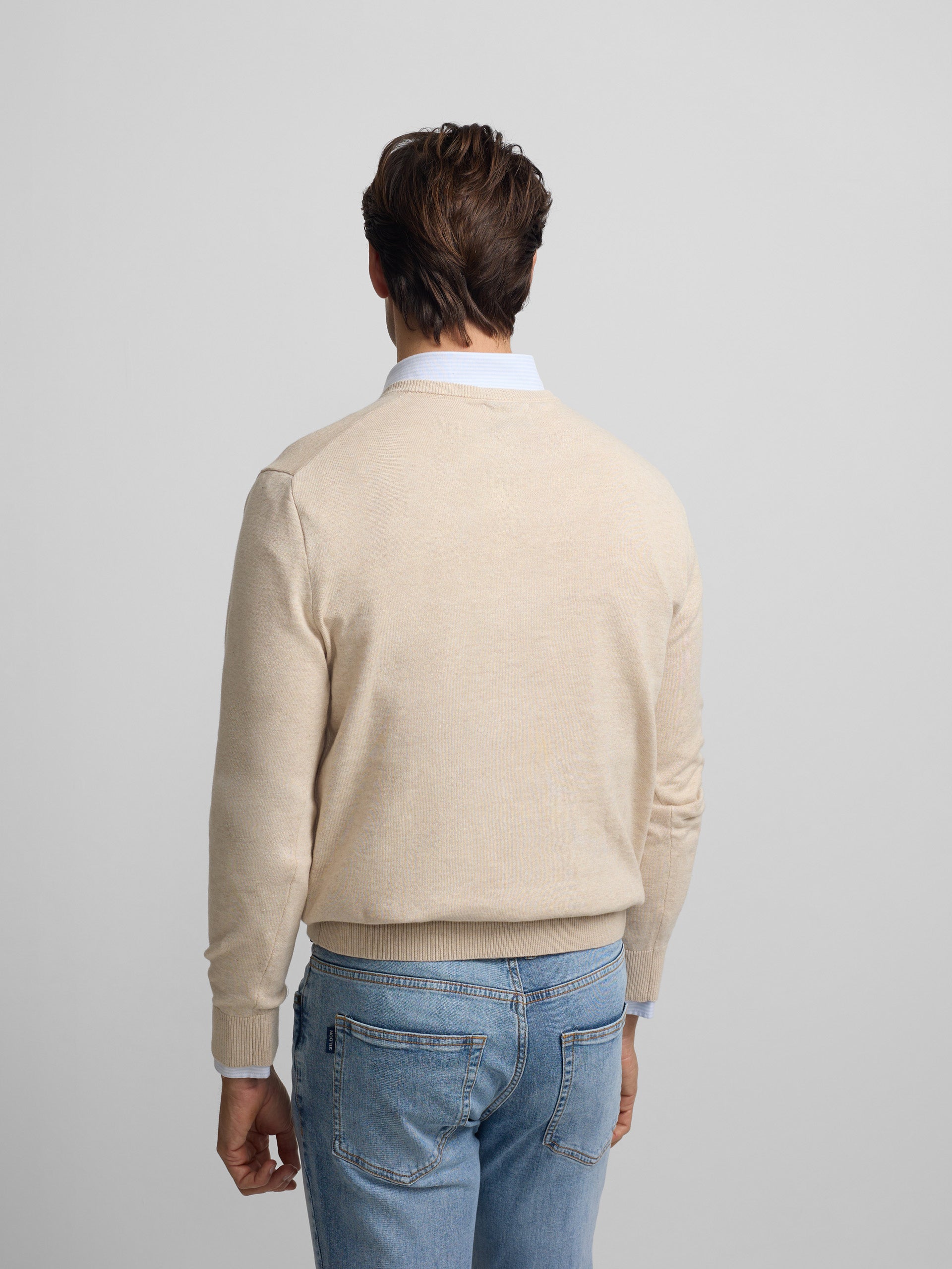 Pull uni col en V crème